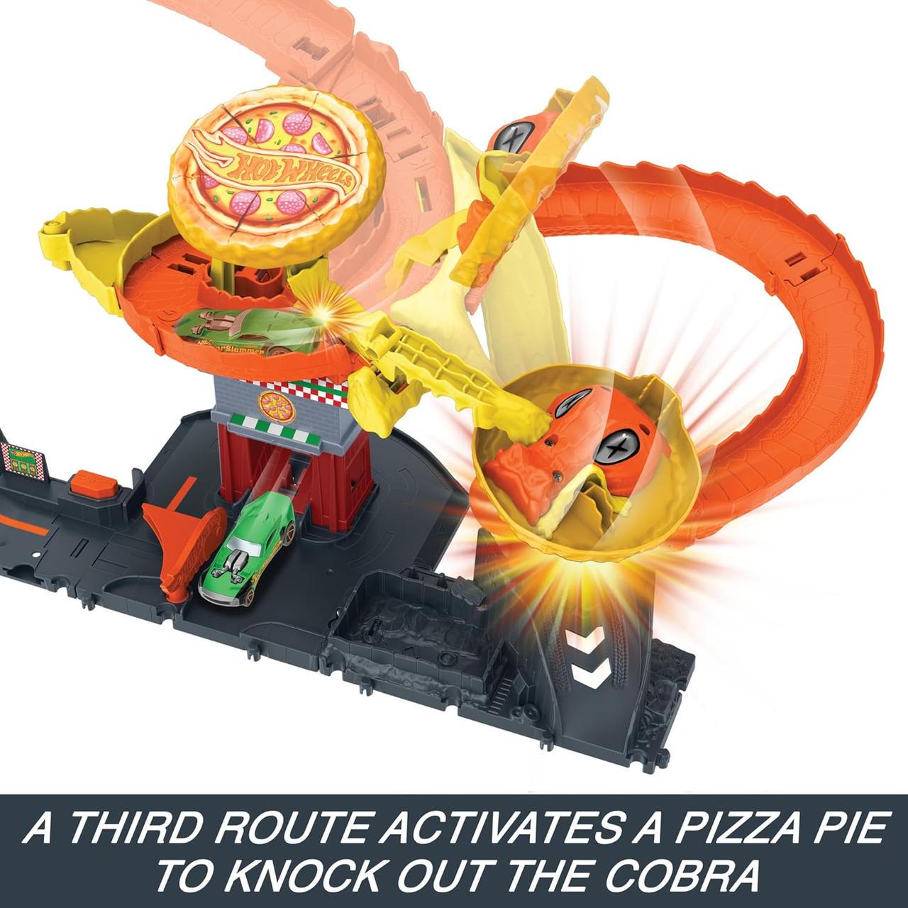 Набор игровой Hot Wheels Pizza Slam Cobra Attack HTN81 - фото 5