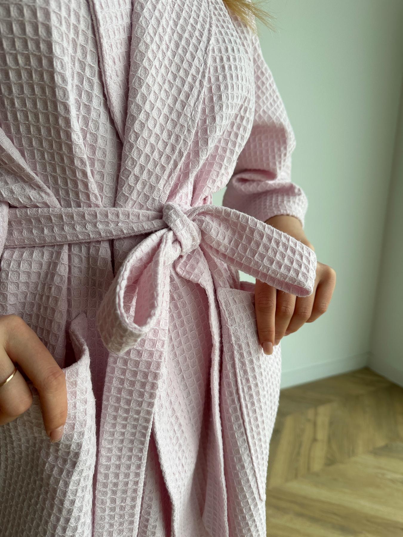 Халат жіночий вафельний COSY з шалевим коміром L Cвітло-ліловий (304) - фото 6 Халат жіночий вафельний COSY з шалевим коміром L Cвітло-ліловий (304) - фото 6
