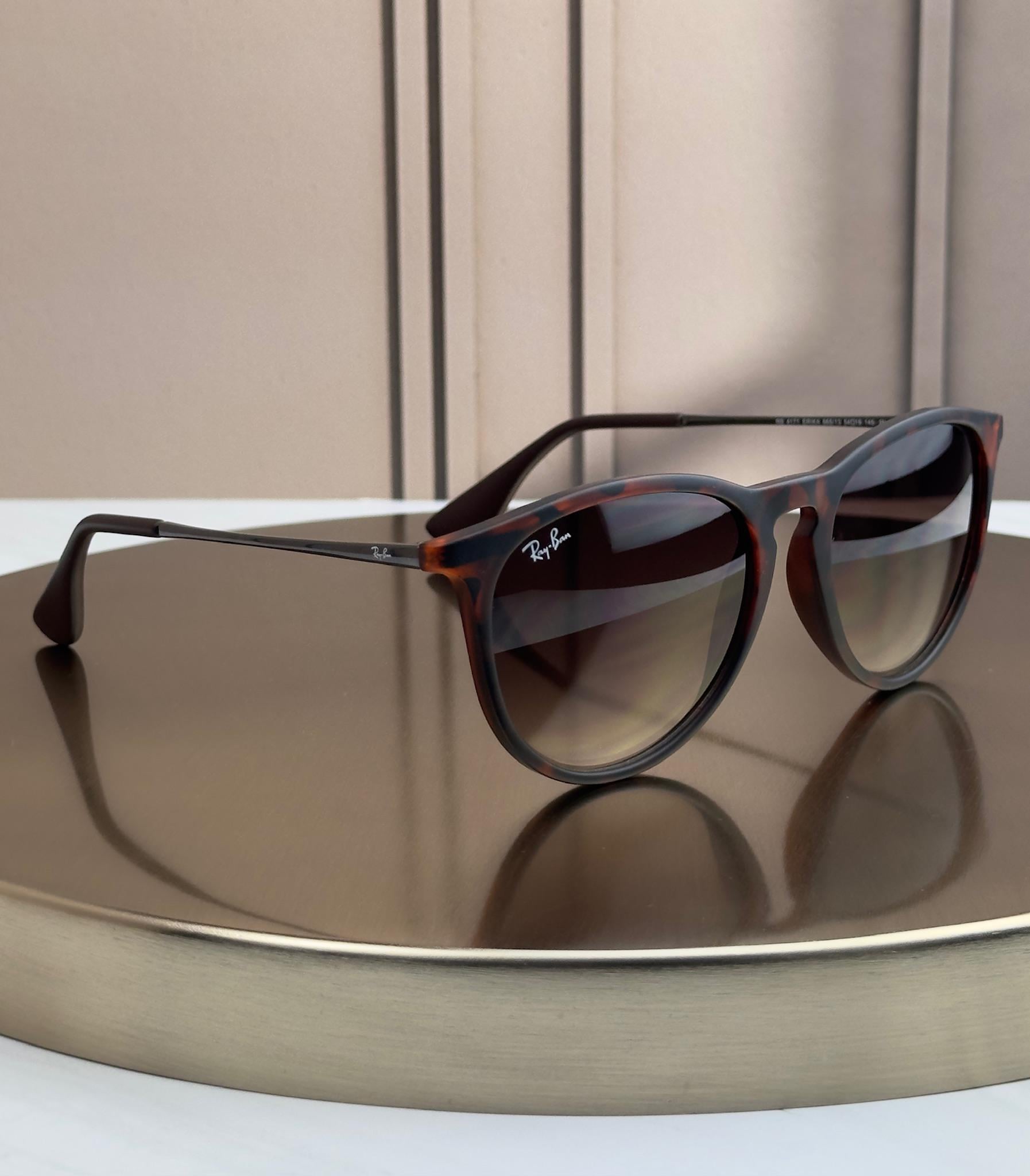 Солнцезащитные очки RAY-BAN Erika RB4171 Гавана матовая коричневая градиентная линза круглые женские