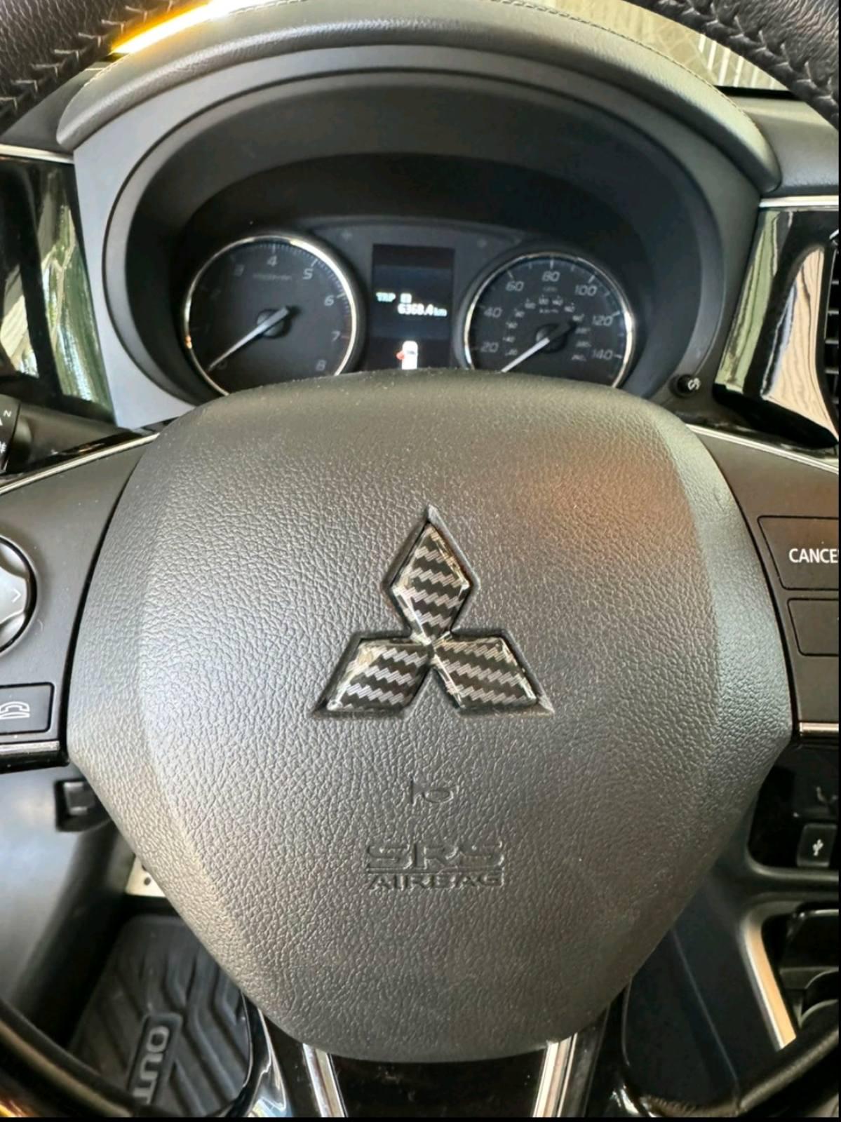 Логотип на кермо Mitsubishi Outlander 3/ASX/Eclipse Cross Карбон (27503963) - фото 5