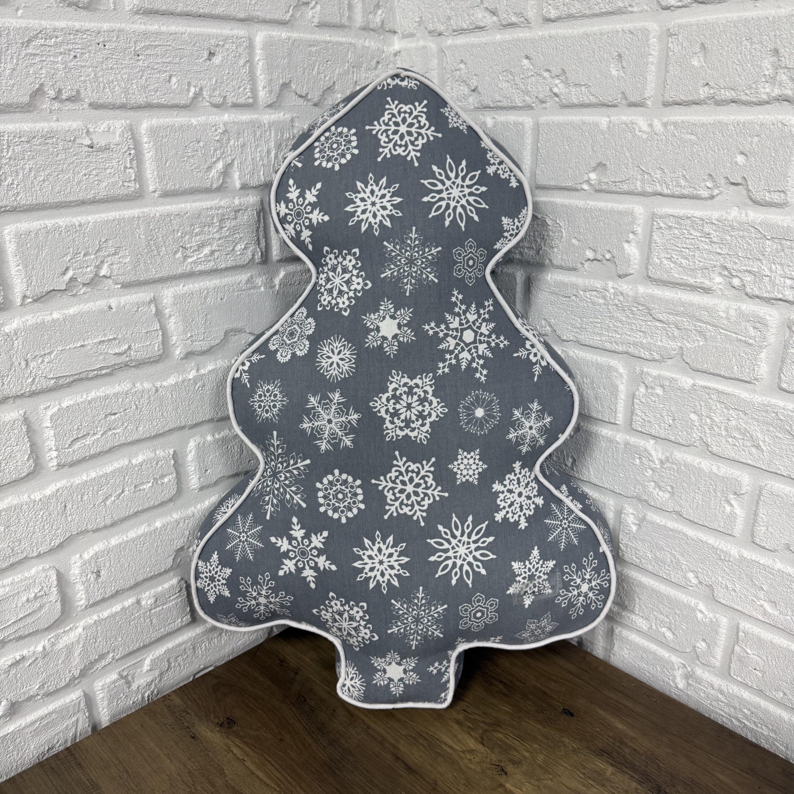 Подушка новогодняя Елка Comfort Home X-mas Little Snowflakes 45х60 см