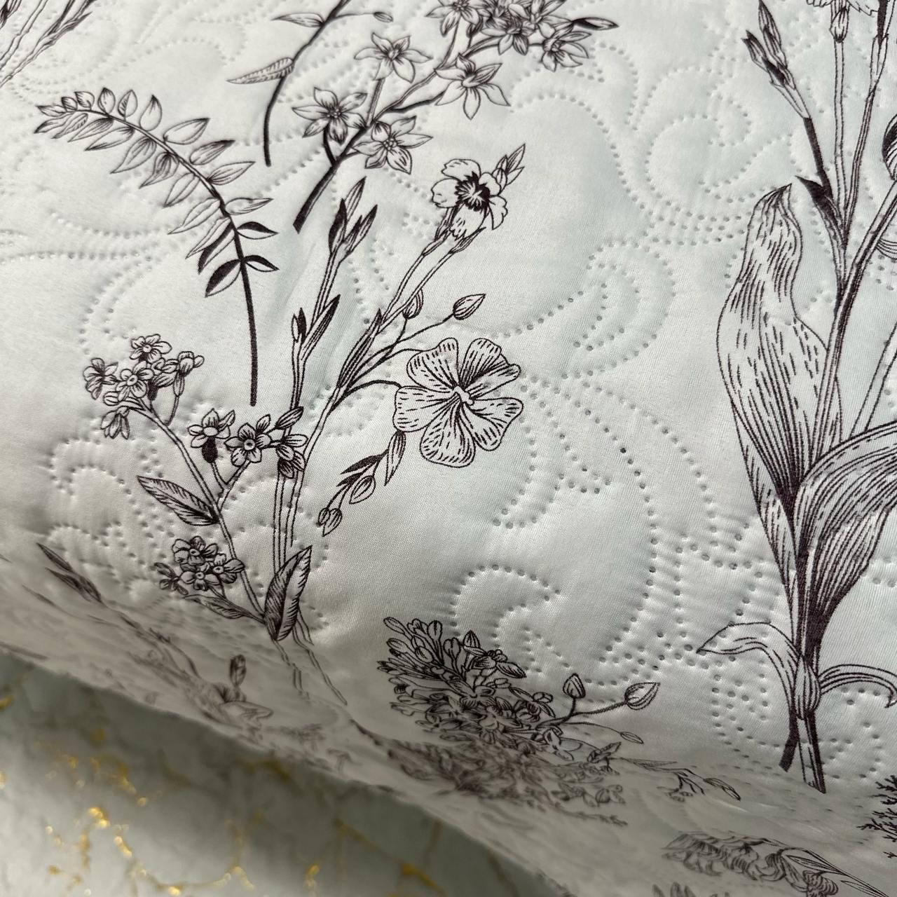Набор покрывало стеганое с цветочным принтом 200x230 см/2 наволочки 50x70 см Молочный (28710437) - фото 4 Набор покрывало стеганое с цветочным принтом 200x230 см/2 наволочки 50x70 см Молочный (28710437) - фото 4