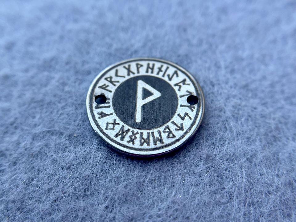 Коннектор из нержавеющей стали 12х12х1 мм
