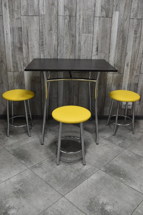 Кухонний комплект Teddy Тріо стіл/табурети 3 шт. в хром-корпусі 60х80х75 см Чорний/Жовтий (28374473)