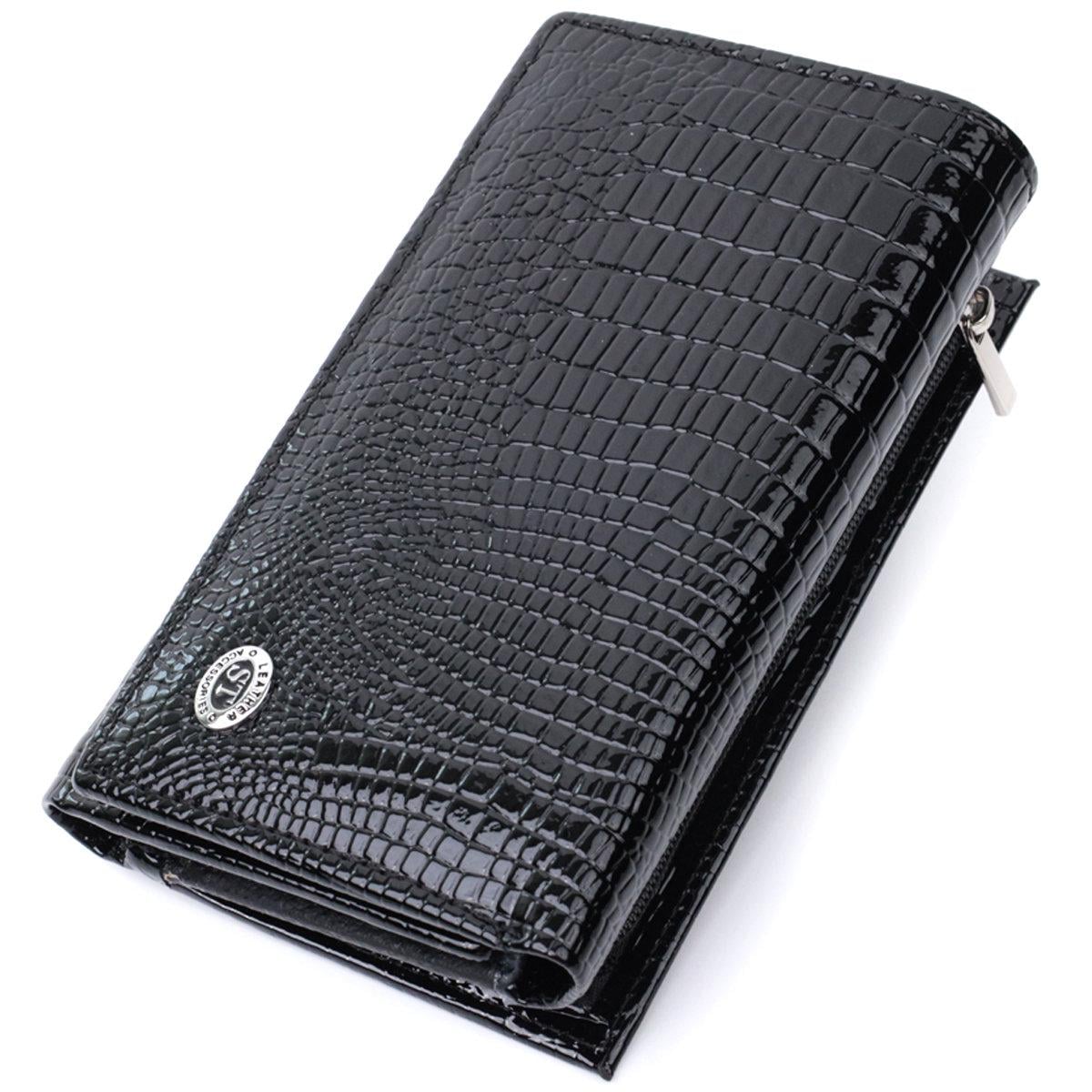 Кошелек женский ST Leather 22707 в три сборки из лакированной натуральной кожи с тиснением под рептилию Черный (168-136-22707)