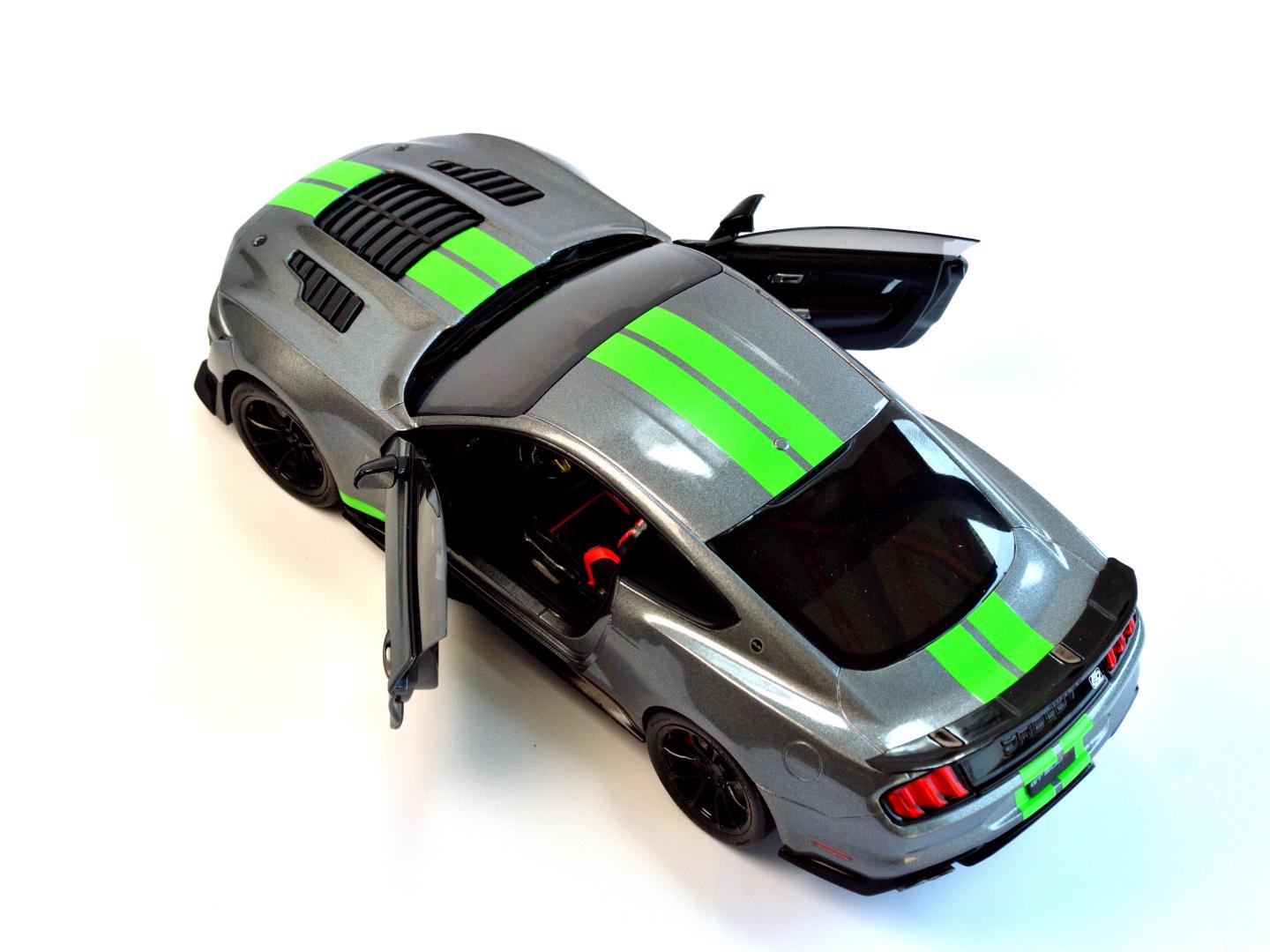 ᐉ Модель автомобиля Solido Ford Mustang Shelby GT500 1:18 Серый