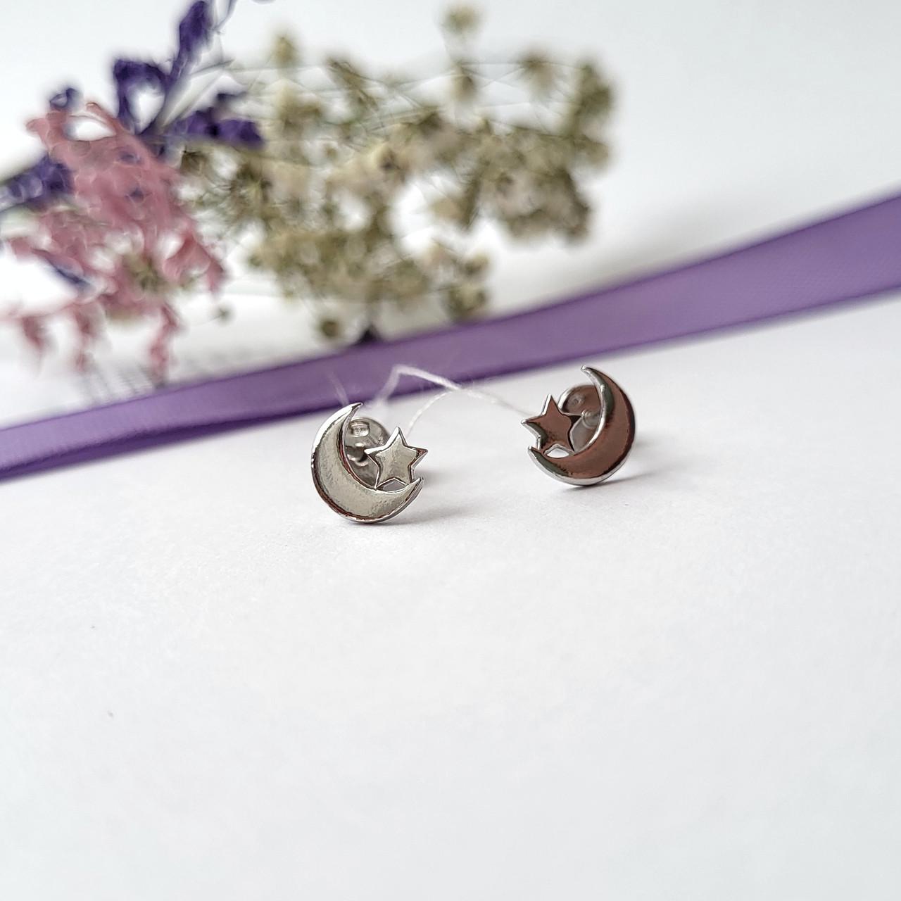 Серьги на закрутках Луна и Звезда без камней серебро 925 пробы 1,40 г (54036р)