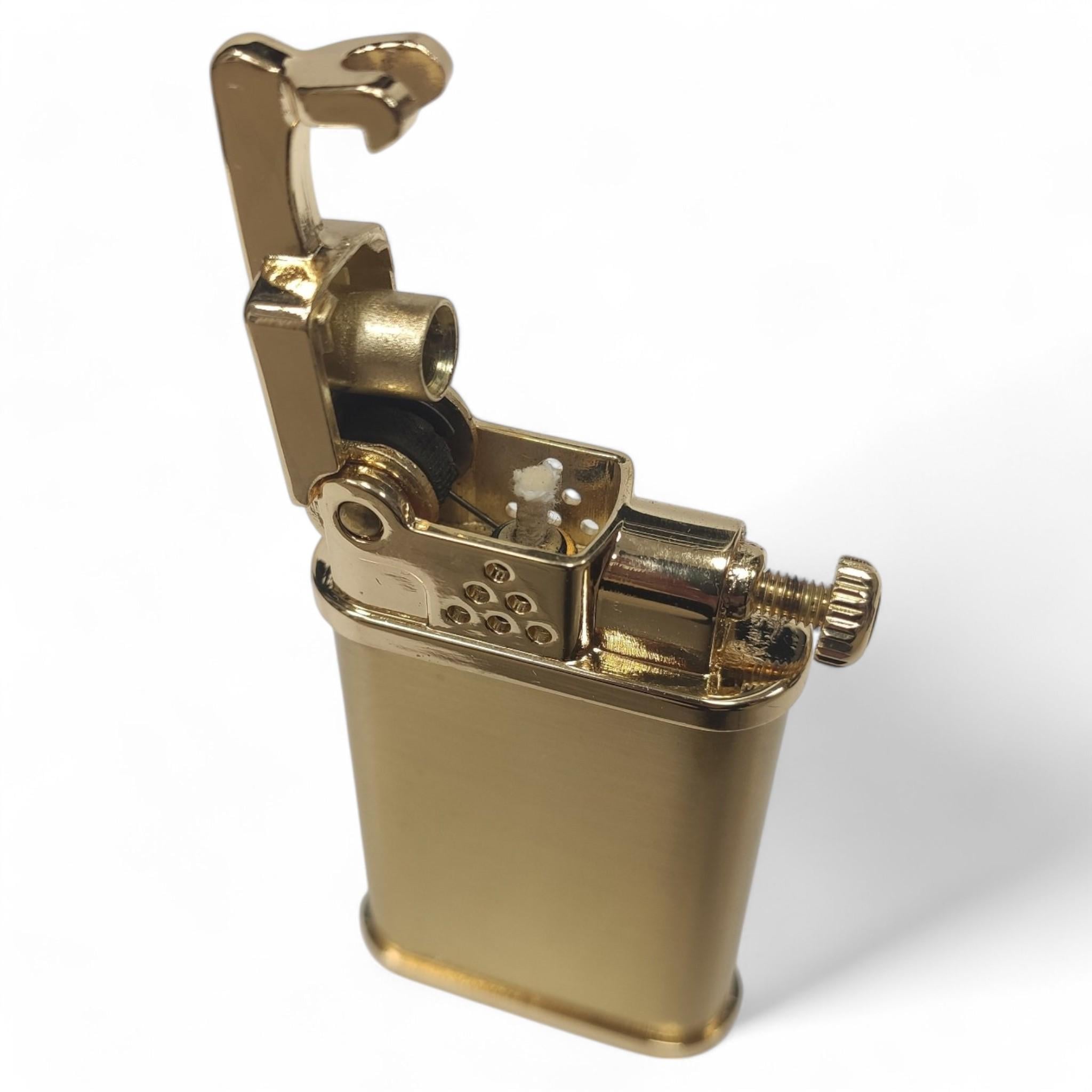 ᐉ Зажигалка бензиновая Zorro BS-ZR602 в подарочной упаковке Gold