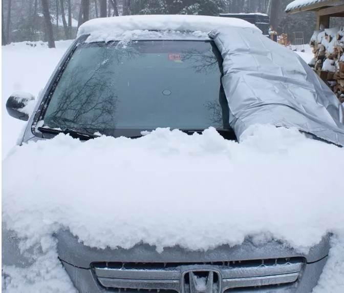 Накидка защитная лето/зима для лобового стекла от солнца/перегрева салона/замерзания/снега с магнитами 210х120 см - фото 8 Накидка защитная лето/зима для лобового стекла от солнца/перегрева салона/замерзания/снега с магнитами 210х120 см - фото 8