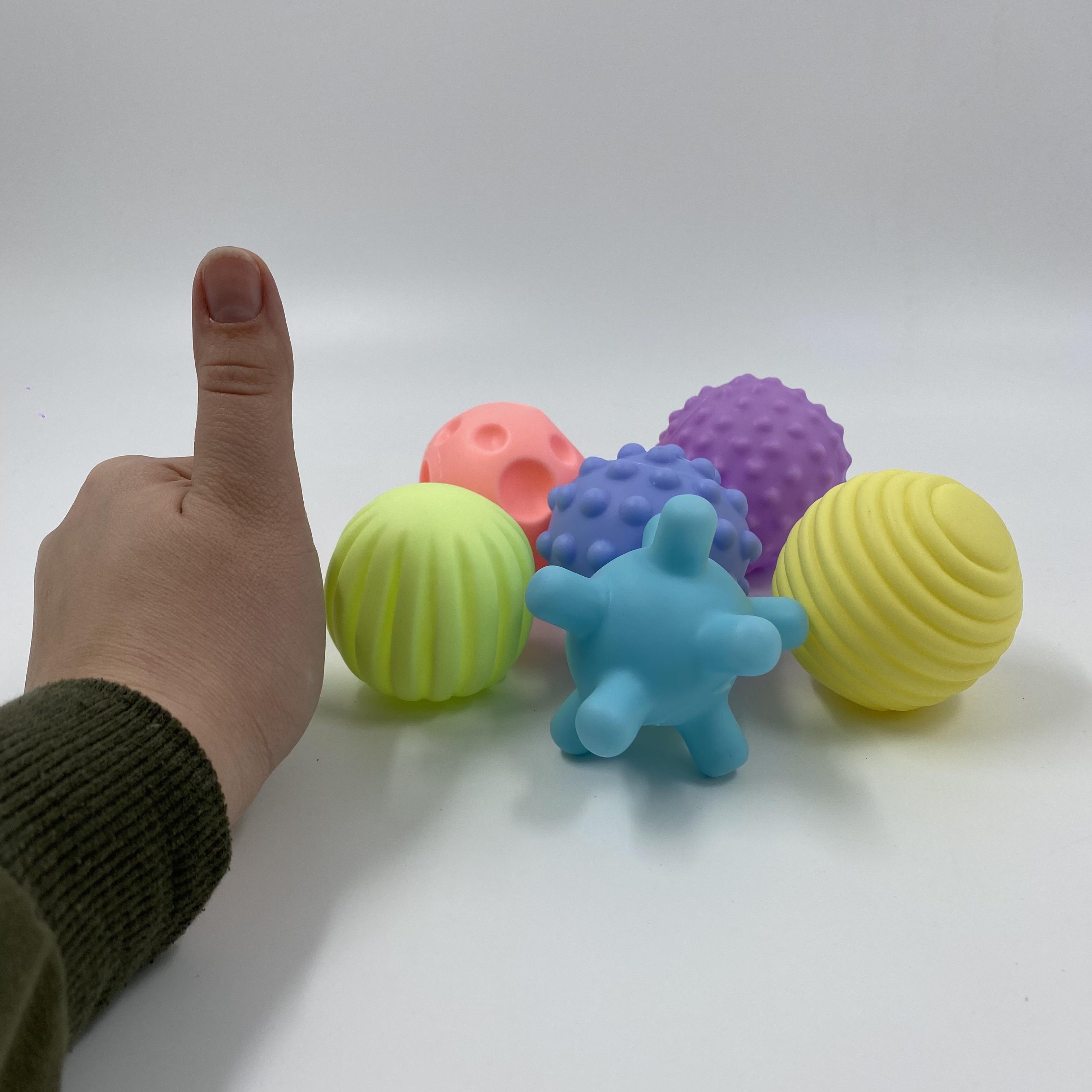 Набір м'ячиків TK Union Group тактильні 6 шт. Різнокольоровий (108896) - фото 7 Набір м'ячиків TK Union Group тактильні 6 шт. Різнокольоровий (108896) - фото 7