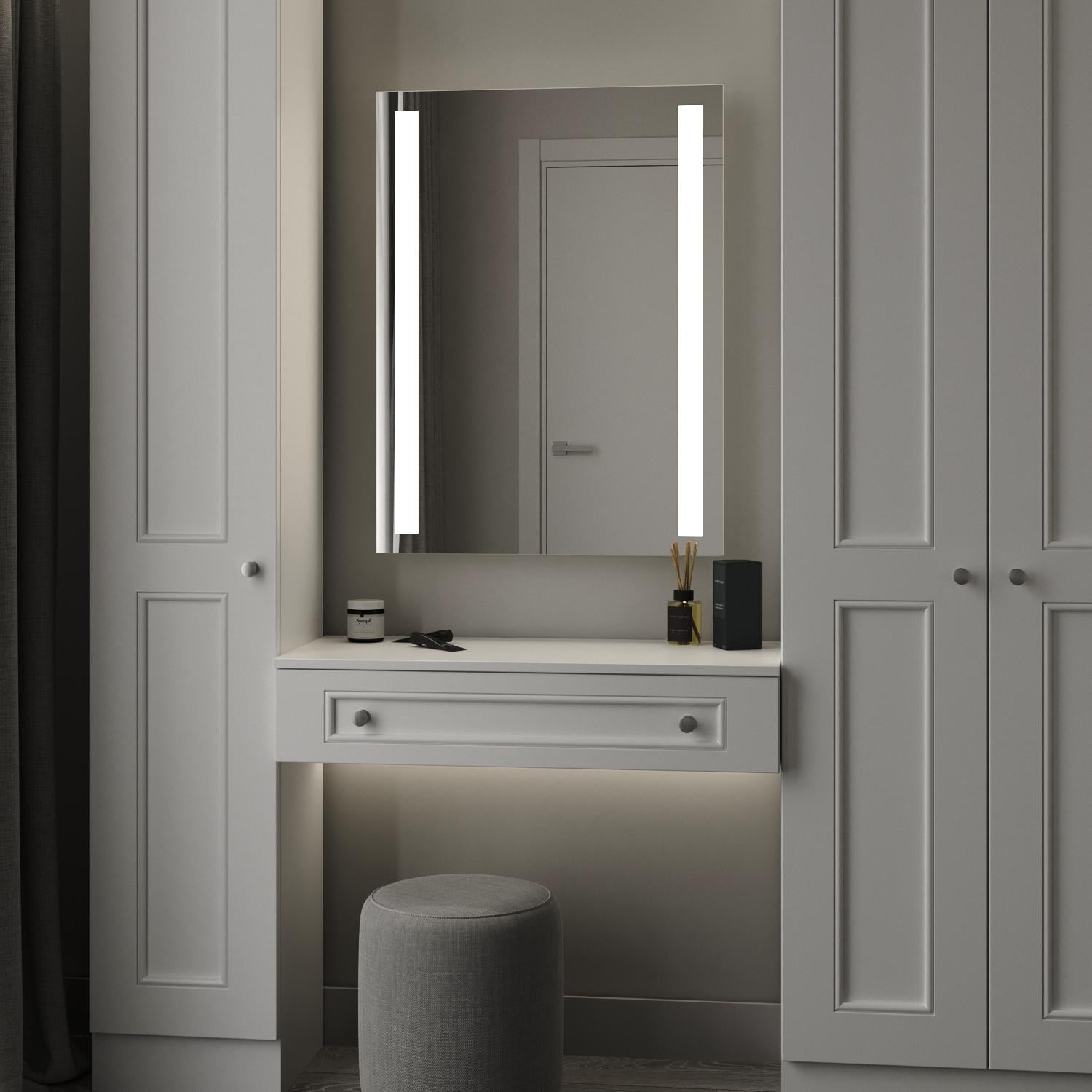 Зеркало с подсветкой Moreli Верона 700х700 мм и кнопочным управлением