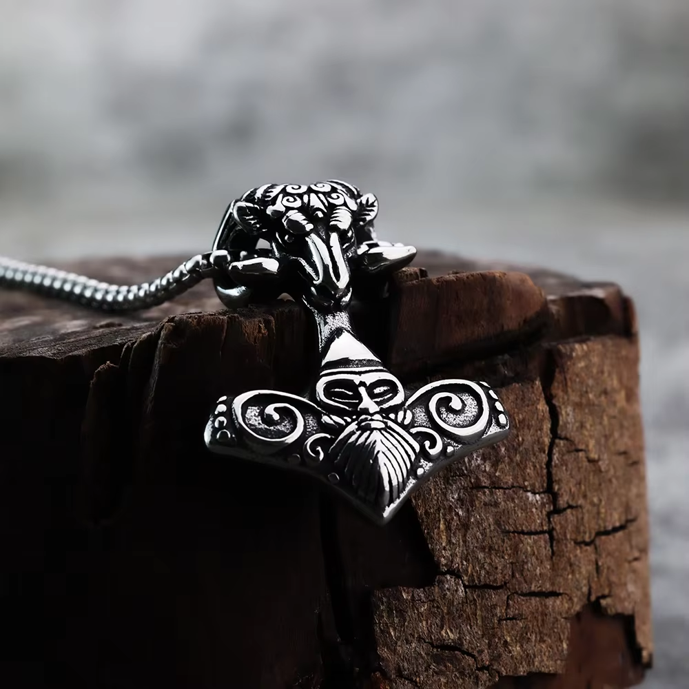 Подвеска-амулет в скандинавском стиле Viking Молот Тора Мьельник 43х33,1 мм (WJ303S) Подвеска-амулет в скандинавском стиле Viking Молот Тора Мьельник 43х33,1 мм (WJ303S)