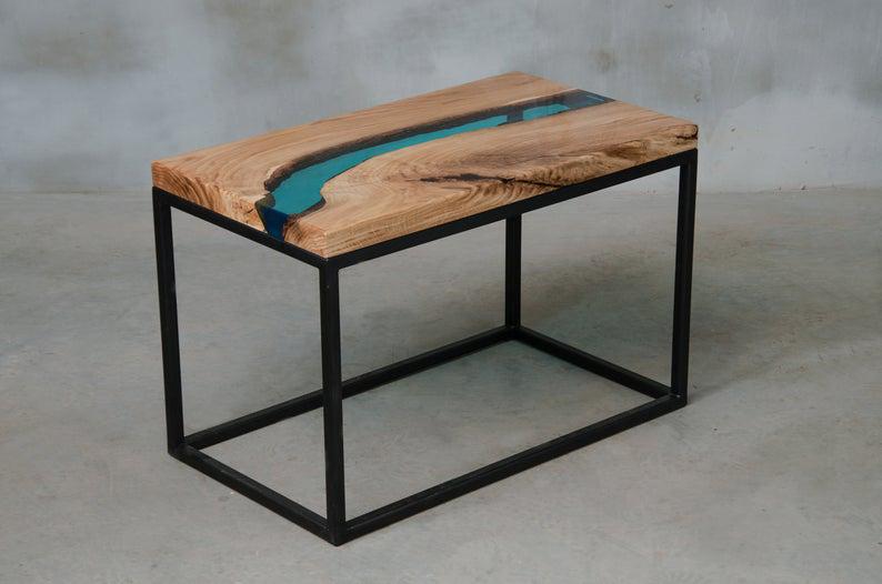 Стол журнальный река Бостон дизайнерский из прозрачной синей эпоксидной смолый и массива ореха 700х400х440 мм - фото 4 Стол журнальный река Бостон дизайнерский из прозрачной синей эпоксидной смолый и массива ореха 700х400х440 мм - фото 4