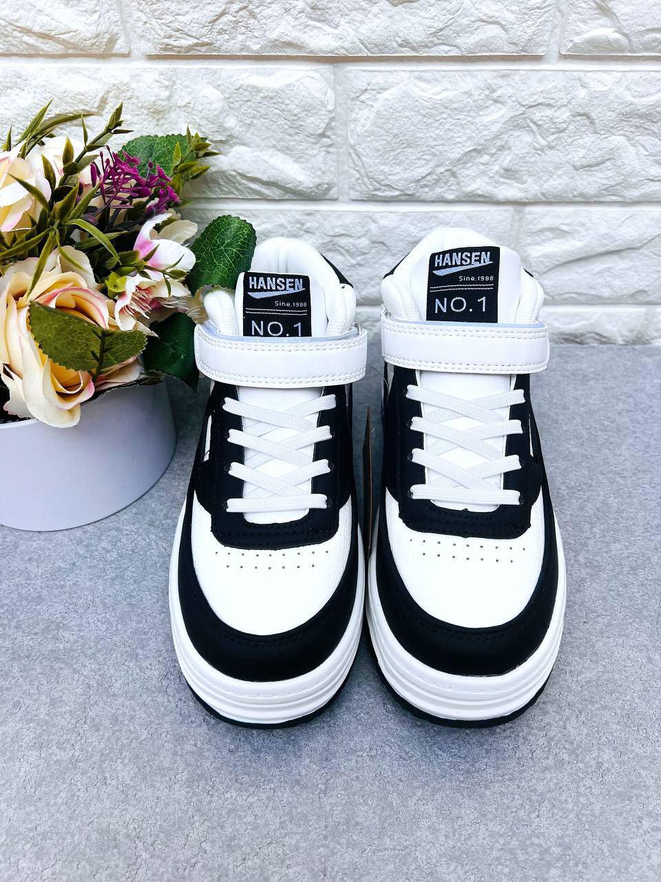 Кросівки-хайтопи для хлопчика Clibee 1846 р. 36 23 см Біло-Чорний (1846-2) - фото 2 Кросівки-хайтопи для хлопчика Clibee 1846 р. 36 23 см Біло-Чорний (1846-2) - фото 2