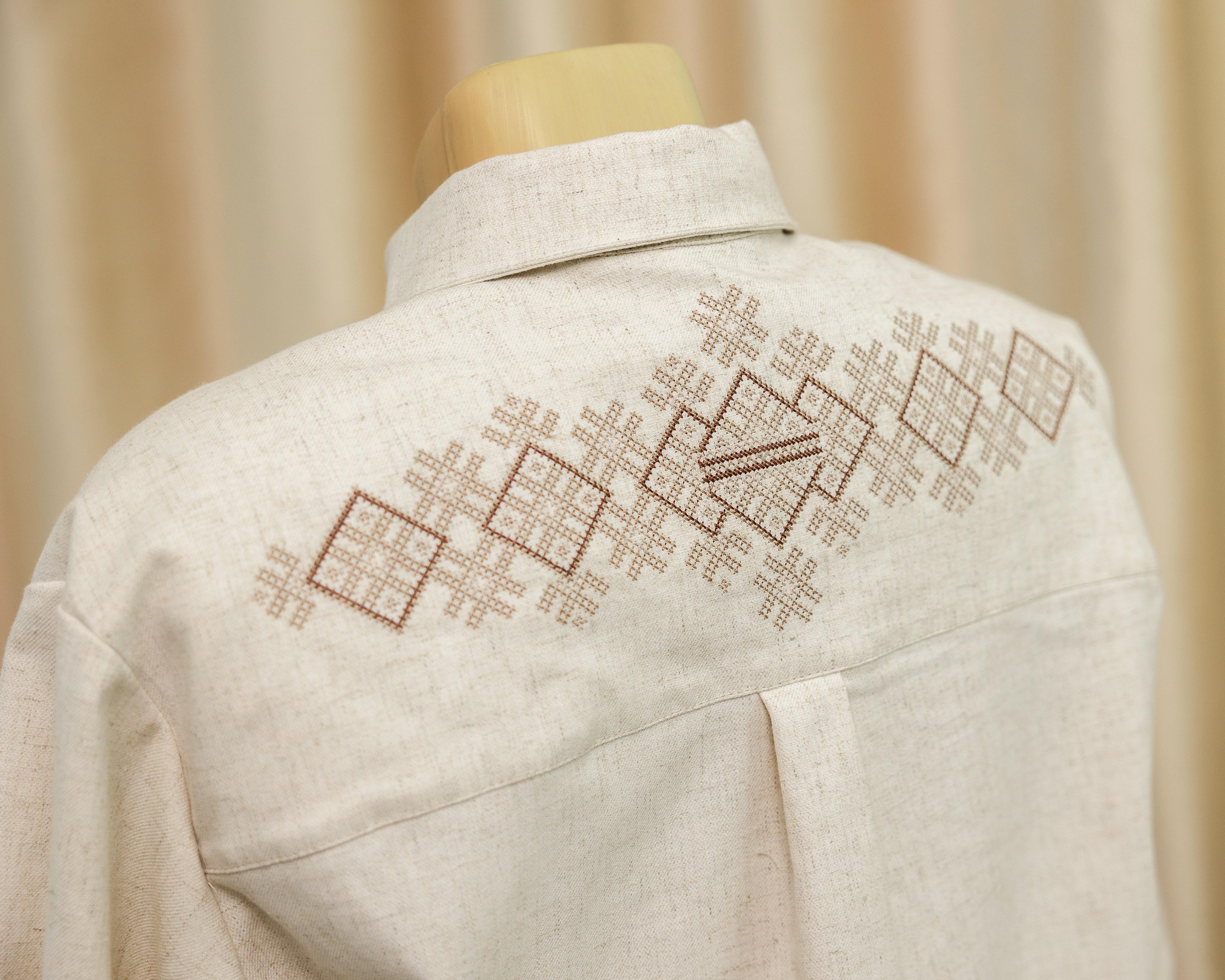 Вышитая рубашка женская Яворина льняная S/M (0002203) - фото 7 Вышитая рубашка женская Яворина льняная S/M (0002203) - фото 7