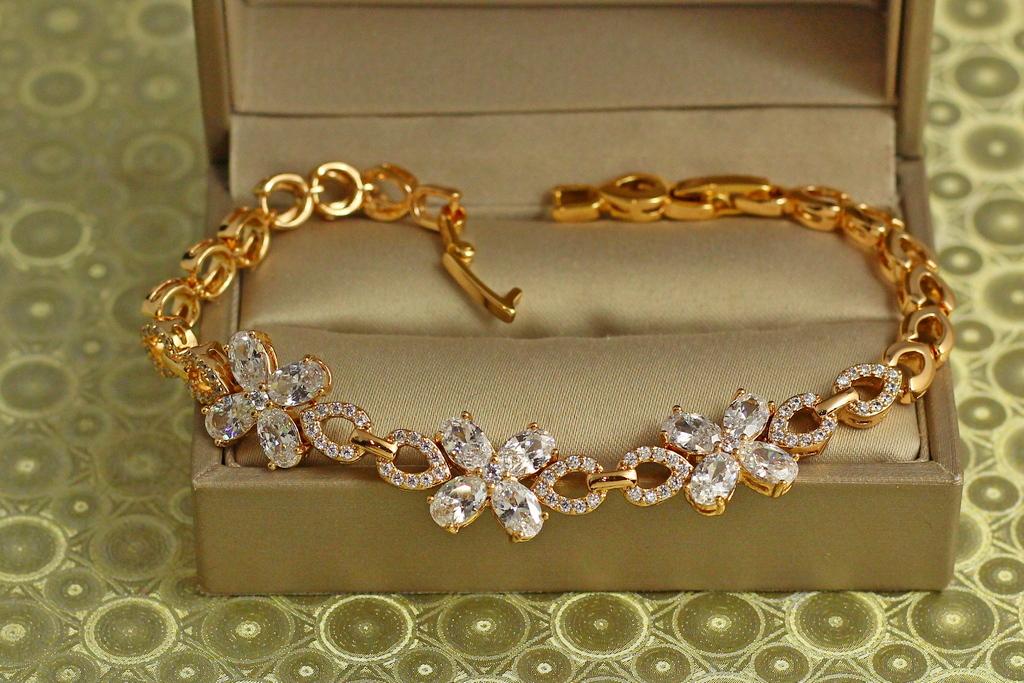 Браслет Xuping Jewelry Дикие цветки 17,5 см 12 мм Золотистый (31717746)