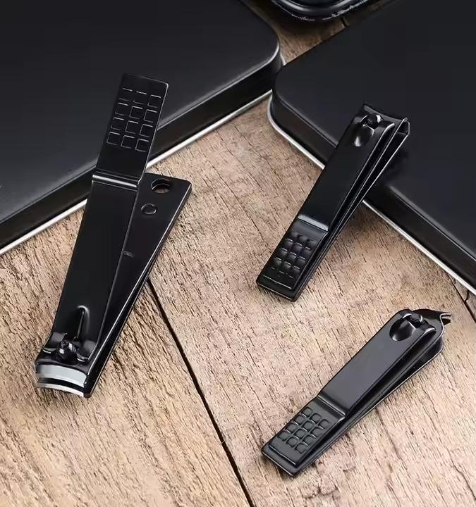 Набір інструментів для манікюру та педикюру 16 шт. Чорний - фото 3 Набір інструментів для манікюру та педикюру 16 шт. Чорний - фото 3