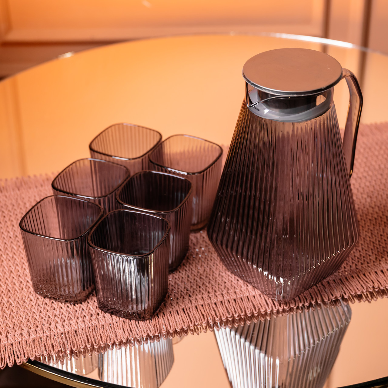 Набор кувшин 1,8 л/стаканы из стекла рифленые 6 шт. по 200 мл Серый (HP-19-38) - фото 5 Набор кувшин 1,8 л/стаканы из стекла рифленые 6 шт. по 200 мл Серый (HP-19-38) - фото 5