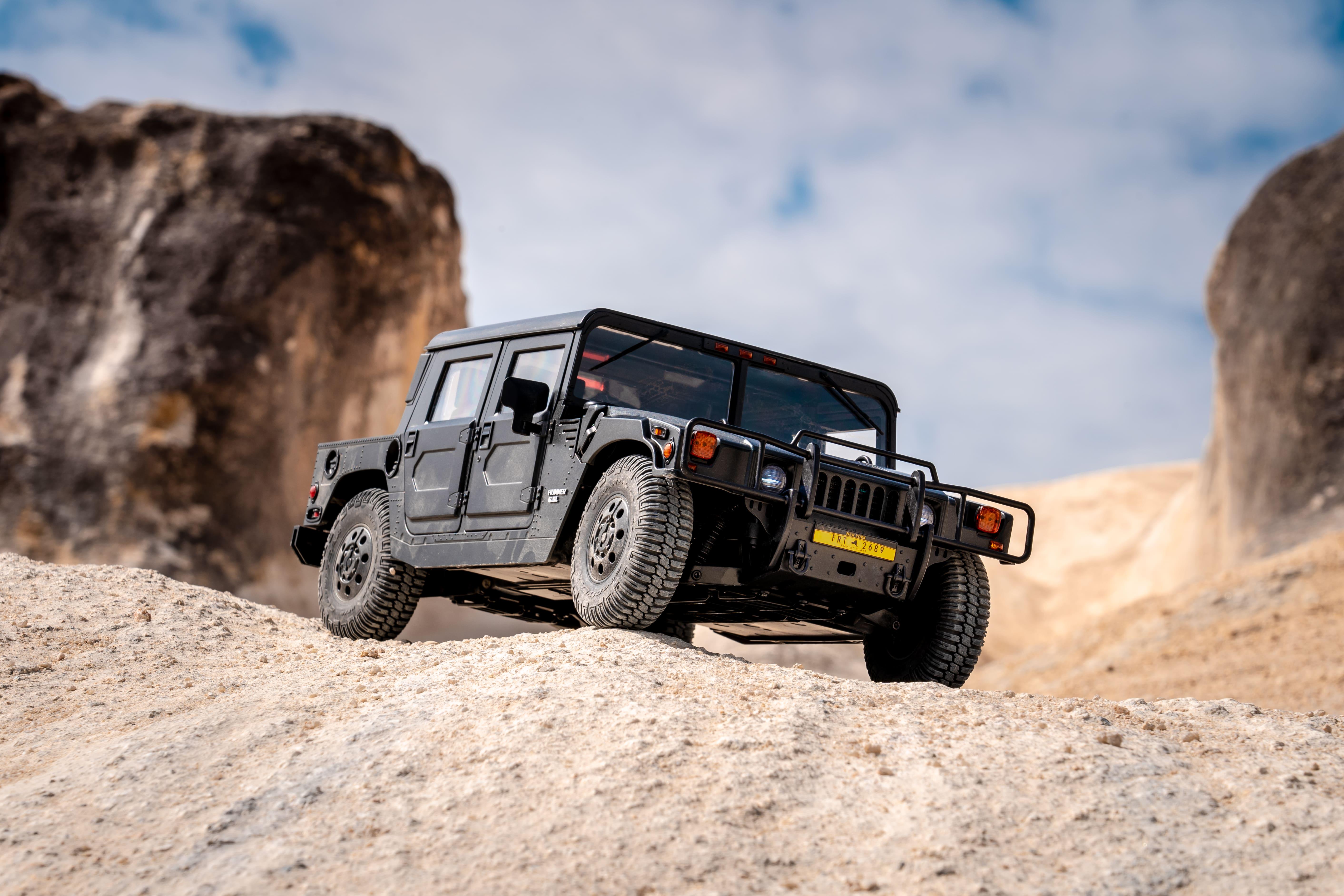 Машинка на радиоуправлении FMS 1:12 HUMMER RS Black - фото 39 Машинка на радиоуправлении FMS 1:12 HUMMER RS Black - фото 39