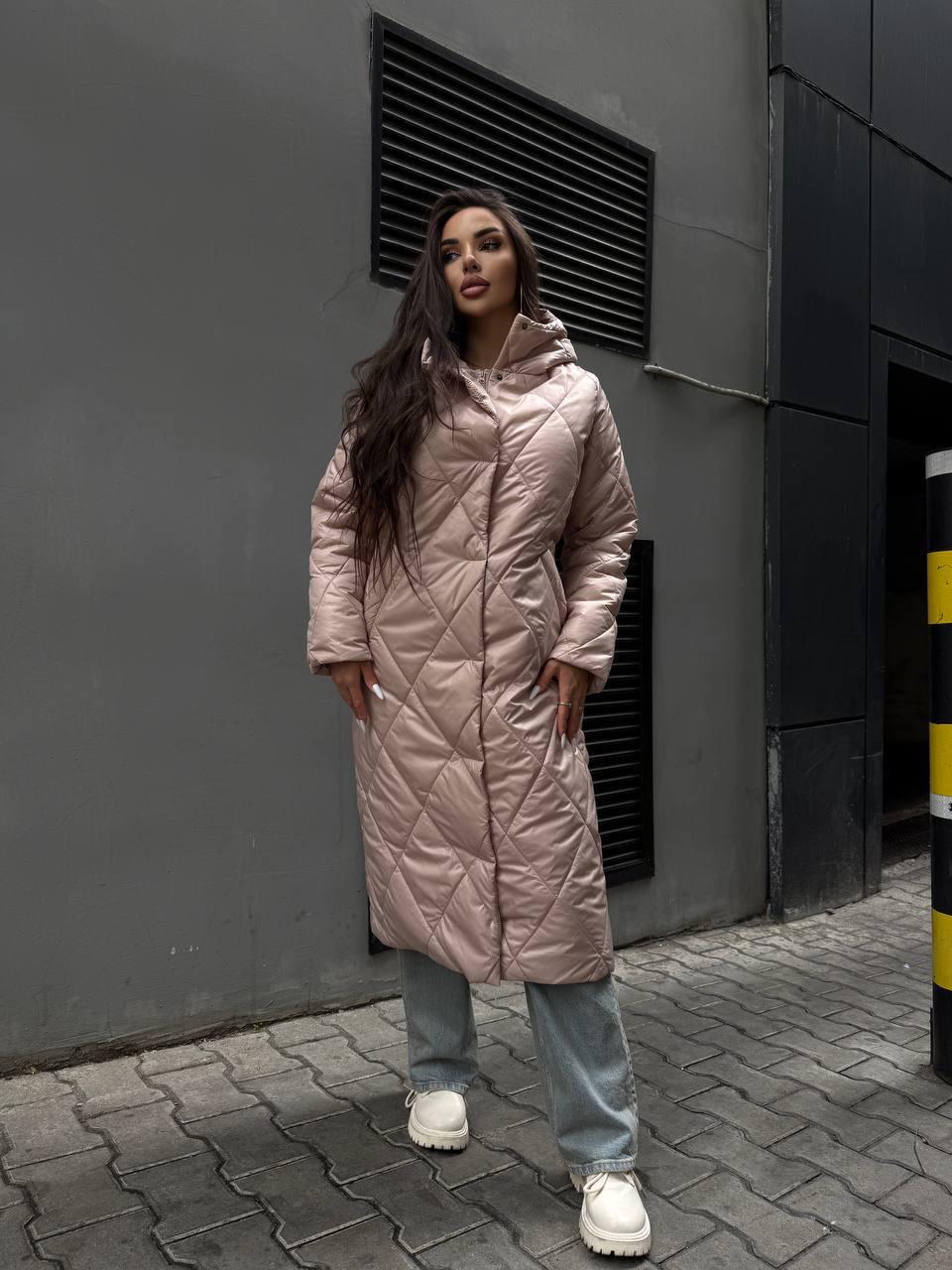 Пальто жіноче зимове Марія стьобане з капюшоном XL Пудровий (29710554) - фото 6 Пальто жіноче зимове Марія стьобане з капюшоном XL Пудровий (29710554) - фото 6
