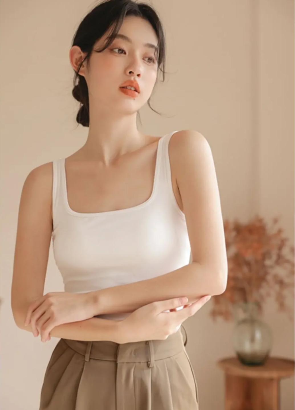 Майка женская хлопковая Comfort с вкладышами One size Белый (1864-44-03) - фото 6 Майка женская хлопковая Comfort с вкладышами One size Белый (1864-44-03) - фото 6