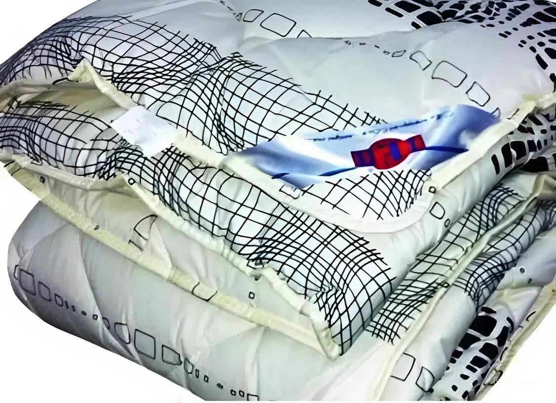 Одеяло закрытое овечья шерсть двуспальное 180х210 см (51024)