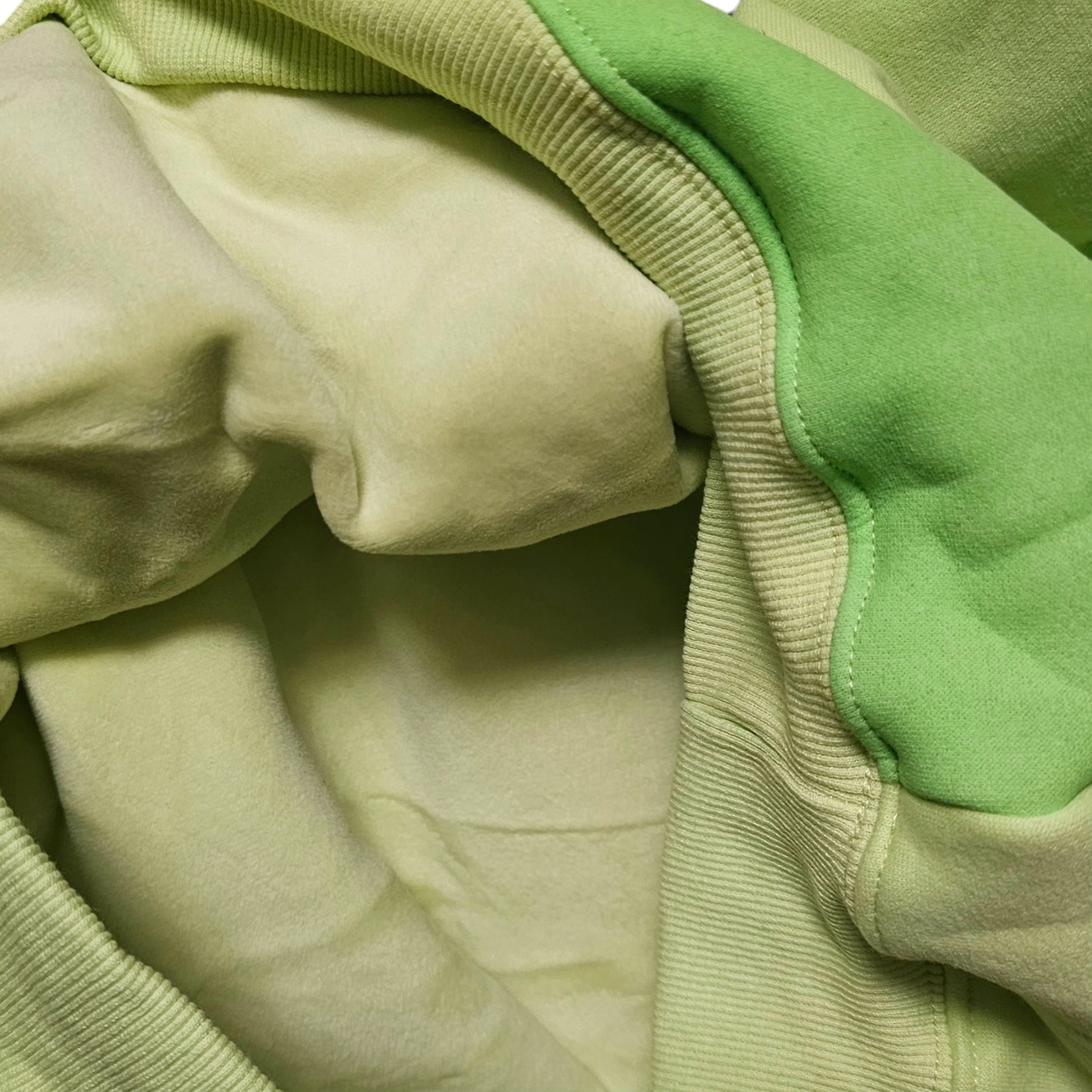 Джемпер жіночий на хутро плюші з капюшоном р. 48 (2441109029) - фото 8