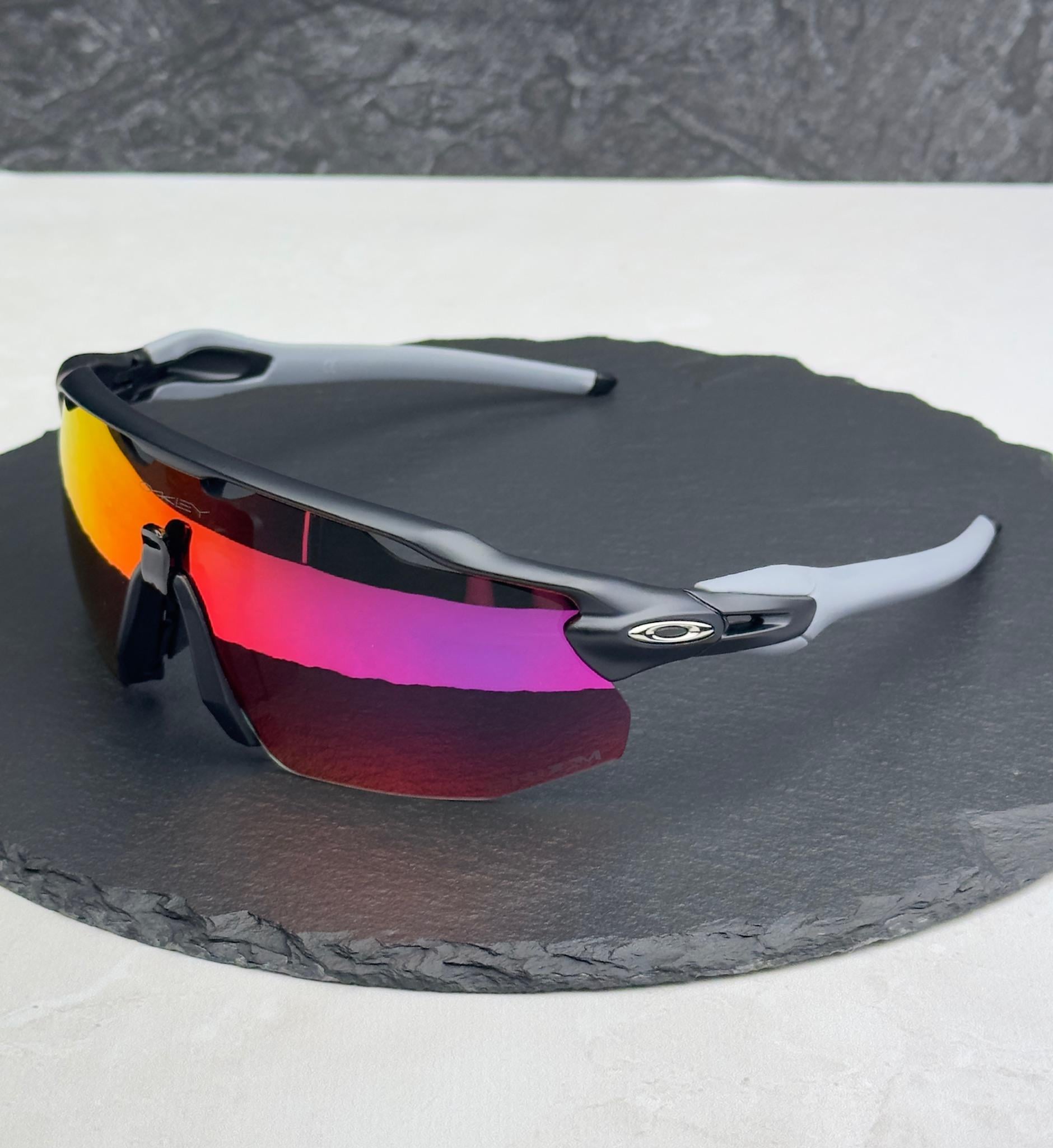 Солнцезащитные очки Oakley Radar EV спортивные с линзой Prizm Road мужские Черный