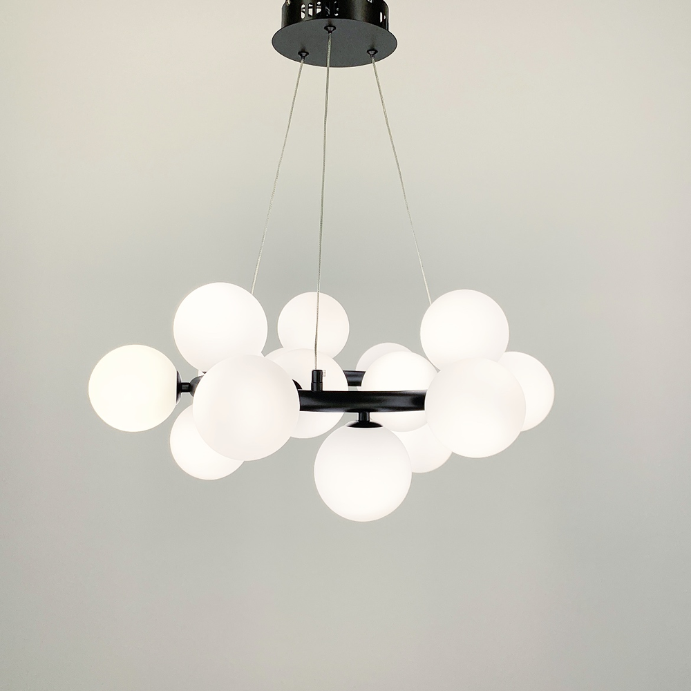 Люстра плафонами-кулями різного діаметру Білий (SGJ 7/15 BK) - фото 3 Люстра плафонами-кулями різного діаметру Білий (SGJ 7/15 BK) - фото 3