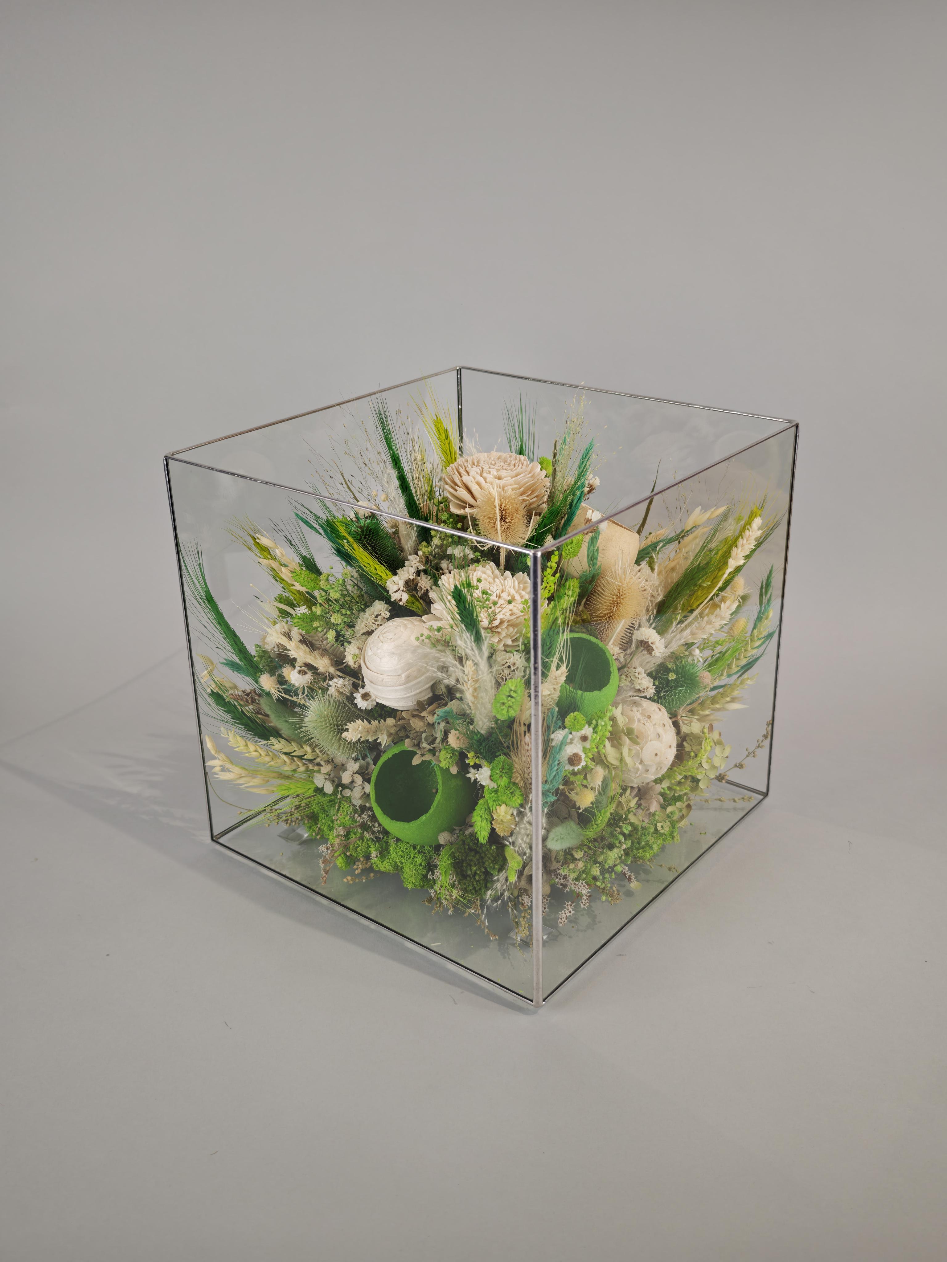 Сухоцветы скорби траурные ритуальные под стеклом С самыми теплыми воспоминаниями куб 30х30 см