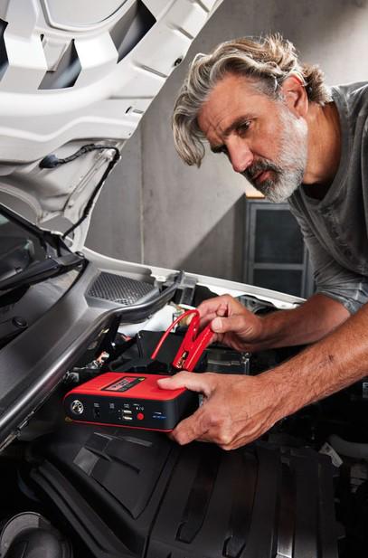 Пусковий пристрій для автомобіля Power Bank Ultimate Speed ​​UMAP 12000 B2 12000 mAh (28337581) - фото 8