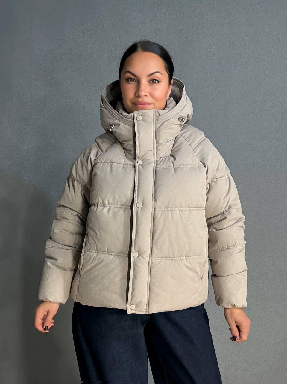 Куртка женская HAIZIYUAN 8589 средней длины с капюшоном XL Бежевый (4809) - фото 1