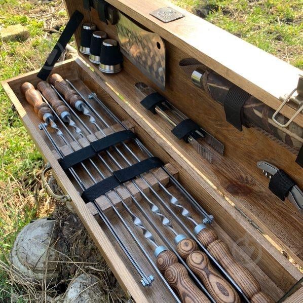 Набір шампурів Gorillas Market Лось Gorillas BBQ у дерев'яній коробці (hub_wPVb04623) - фото 4 Набір шампурів Gorillas Market Лось Gorillas BBQ у дерев'яній коробці (hub_wPVb04623) - фото 4