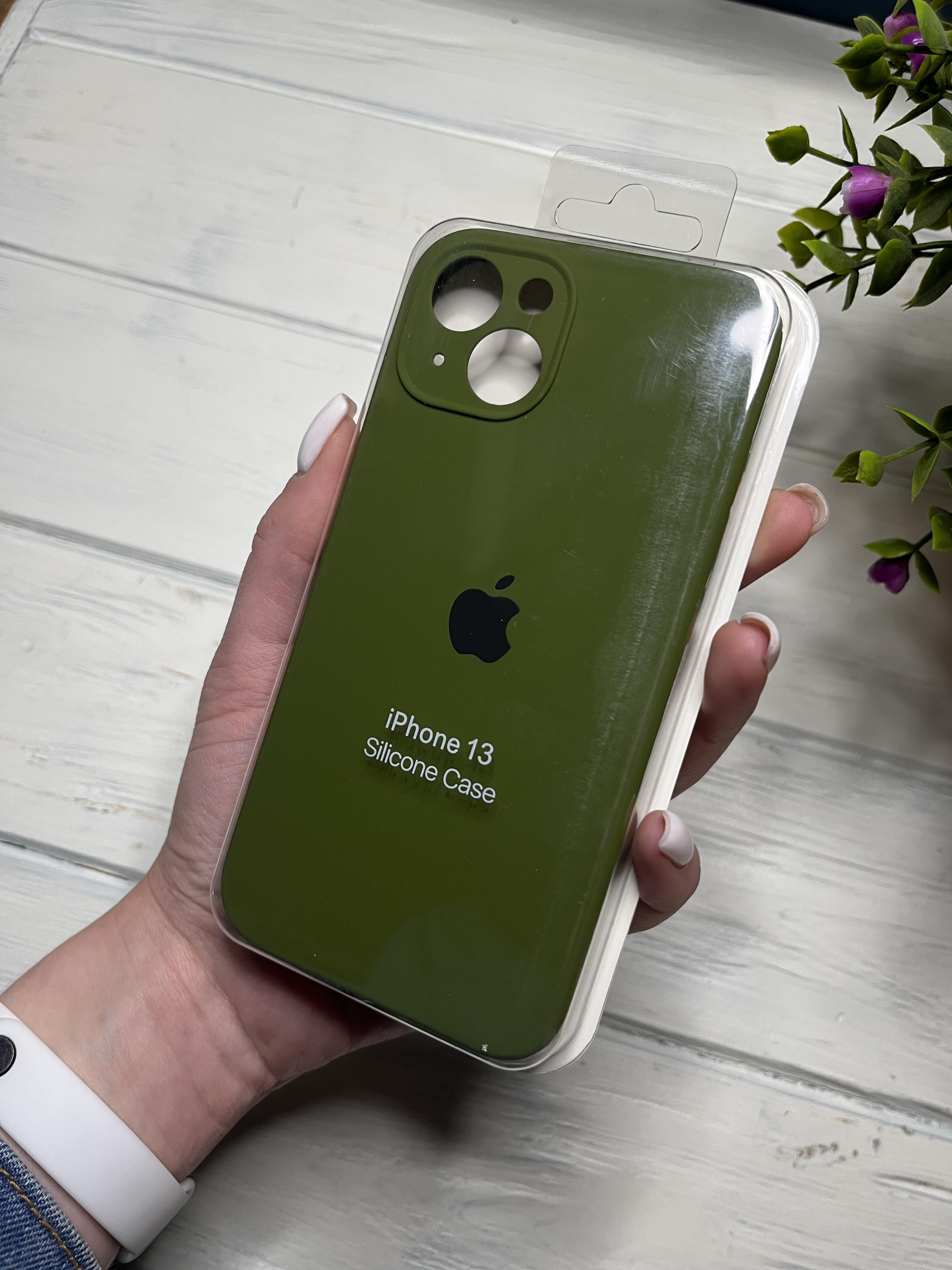 Чехол накладка на iPhone (Айфон) 13 закрытый низ и закрытая камера silicone case full camera Apple - фото 1