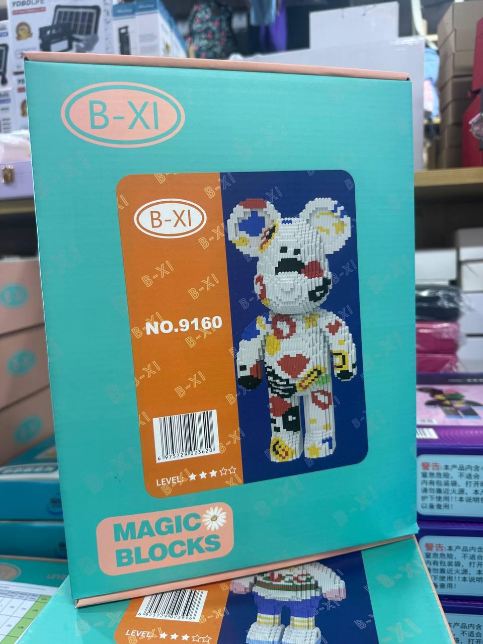 Конструктор Magic Blocks Bearbrick French kisses 4300 дет. 50 см (9160) - фото 3 Конструктор Magic Blocks Bearbrick French kisses 4300 дет. 50 см (9160) - фото 3