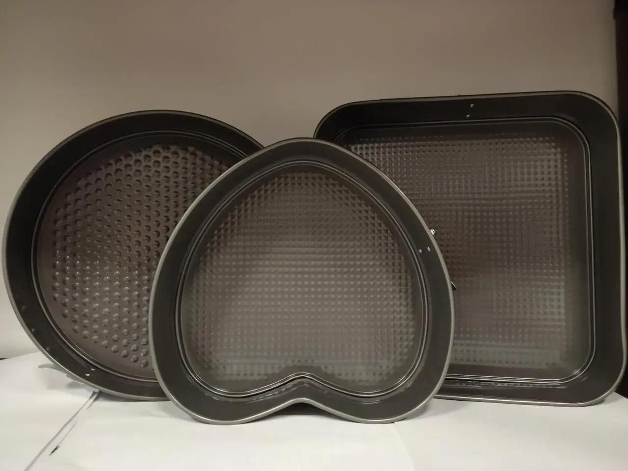 Набор форм для выпечки Unique UN-1703 1280 сердце круг квадрат 3 шт. Черный (N1703I) - фото 2