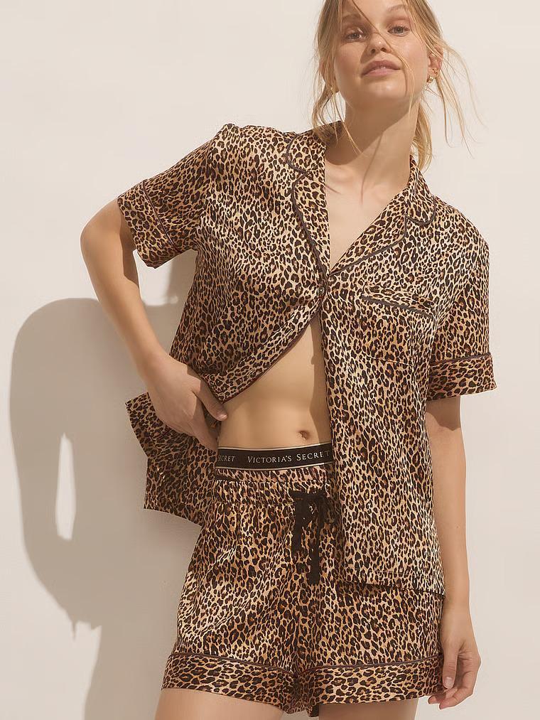 Пижама Victoria's Secret Signature Satin Short Pajama Set Marzipan Leopard M Леопард (27146301)