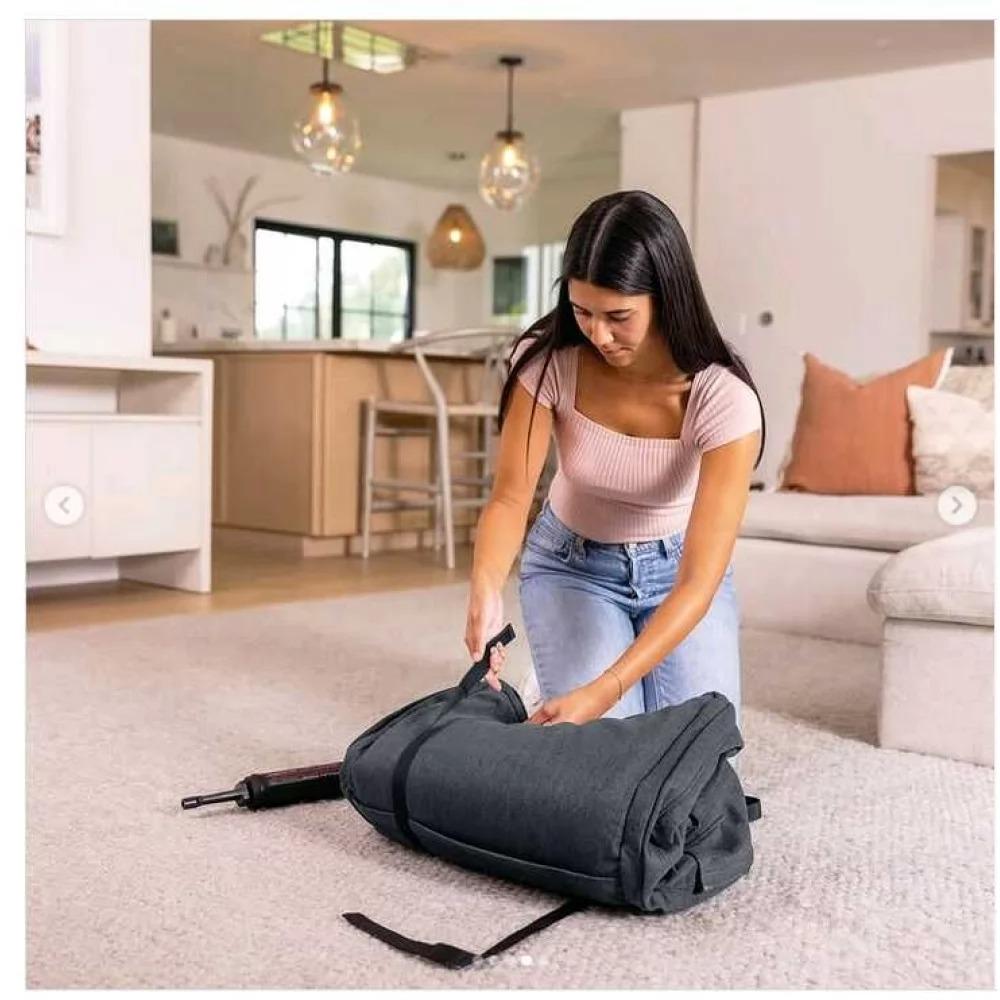 Лежанка надувная велюровая для домашних животных Intex 48701 76x64x25 см - фото 3 Лежанка надувная велюровая для домашних животных Intex 48701 76x64x25 см - фото 3