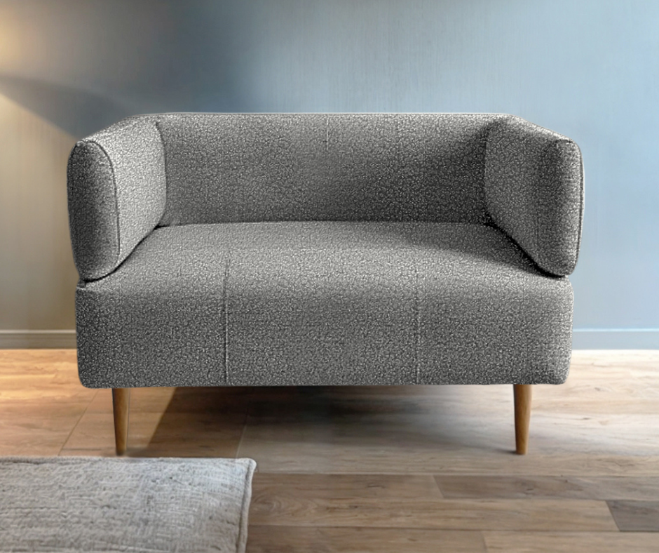 Кресло офисное Tobi Sho Бенно-1 с подлокотниками и деревянными ножками букле Alpaca 1000х720х750 мм Серый/93 (6976907)