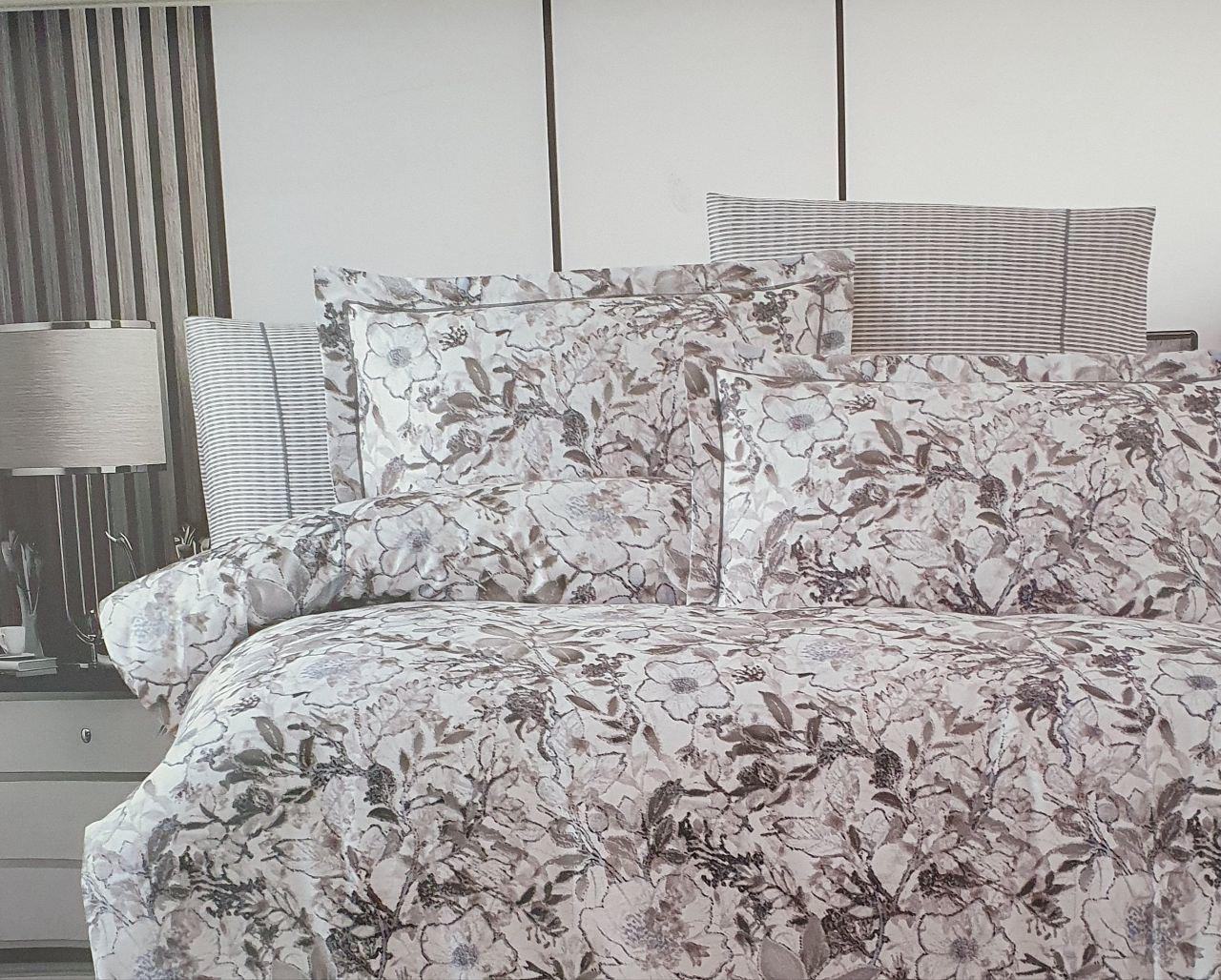 Комплект постельного белья Maison D'or Deira тенцел 200х220 см Grey (CN38785) Комплект постельного белья Maison D'or Deira тенцел 200х220 см Grey (CN38785)