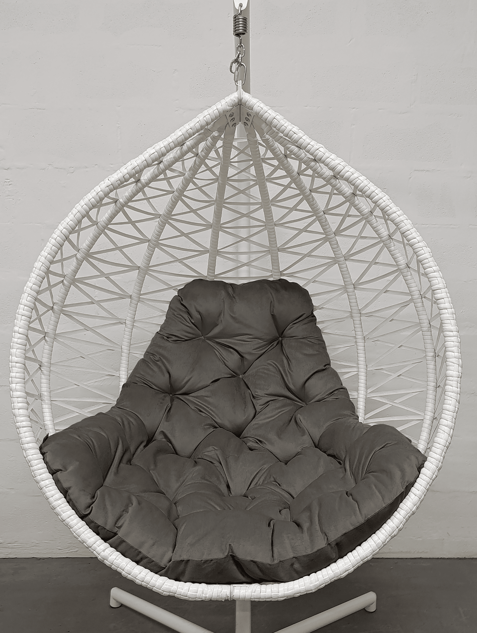 Подушка для кресла-кокона велюр 34 Грецкий орех (5893) - фото 1 Подушка для кресла-кокона велюр 34 Грецкий орех (5893) - фото 1