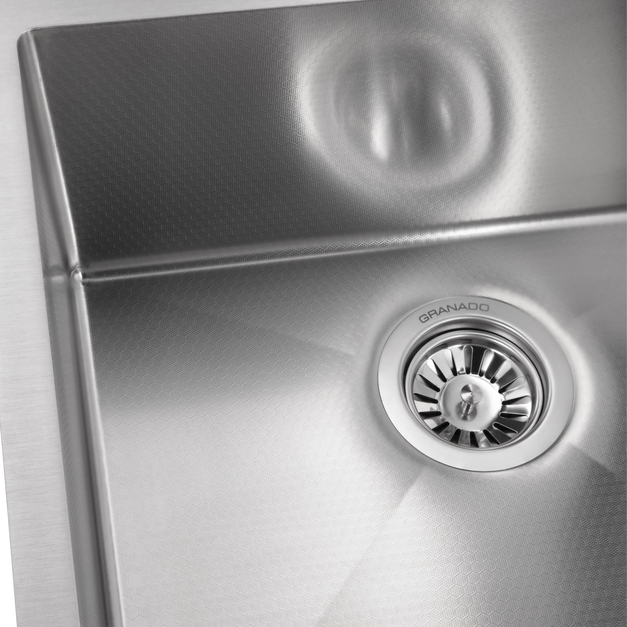 Мийка для кухні Granado Under top Max Steel S304 Honeycomb 53х43х22 см - фото 8 Мийка для кухні Granado Under top Max Steel S304 Honeycomb 53х43х22 см - фото 8