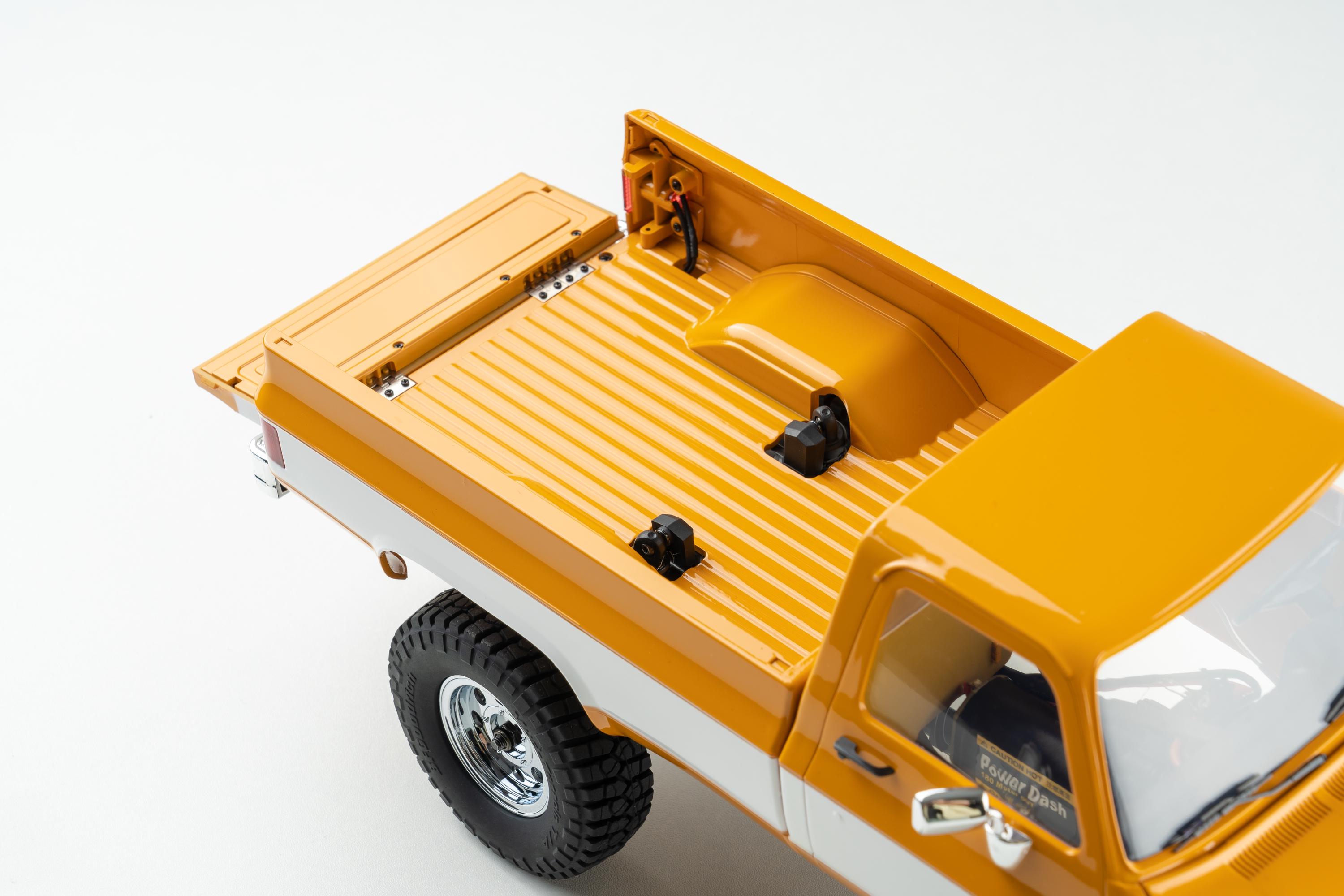 Машинка на радиоуправлении FMS 1:18 Chevrolet K10 RTR Желтый - фото 28 Машинка на радиоуправлении FMS 1:18 Chevrolet K10 RTR Желтый - фото 28