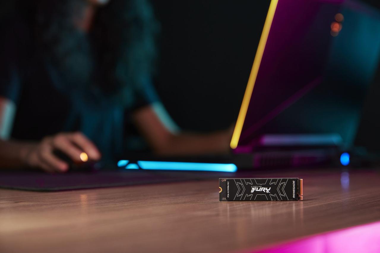 SSD-диск Kingston Fury Renegade 2 TB (SFYRD/2000G) - фото 8