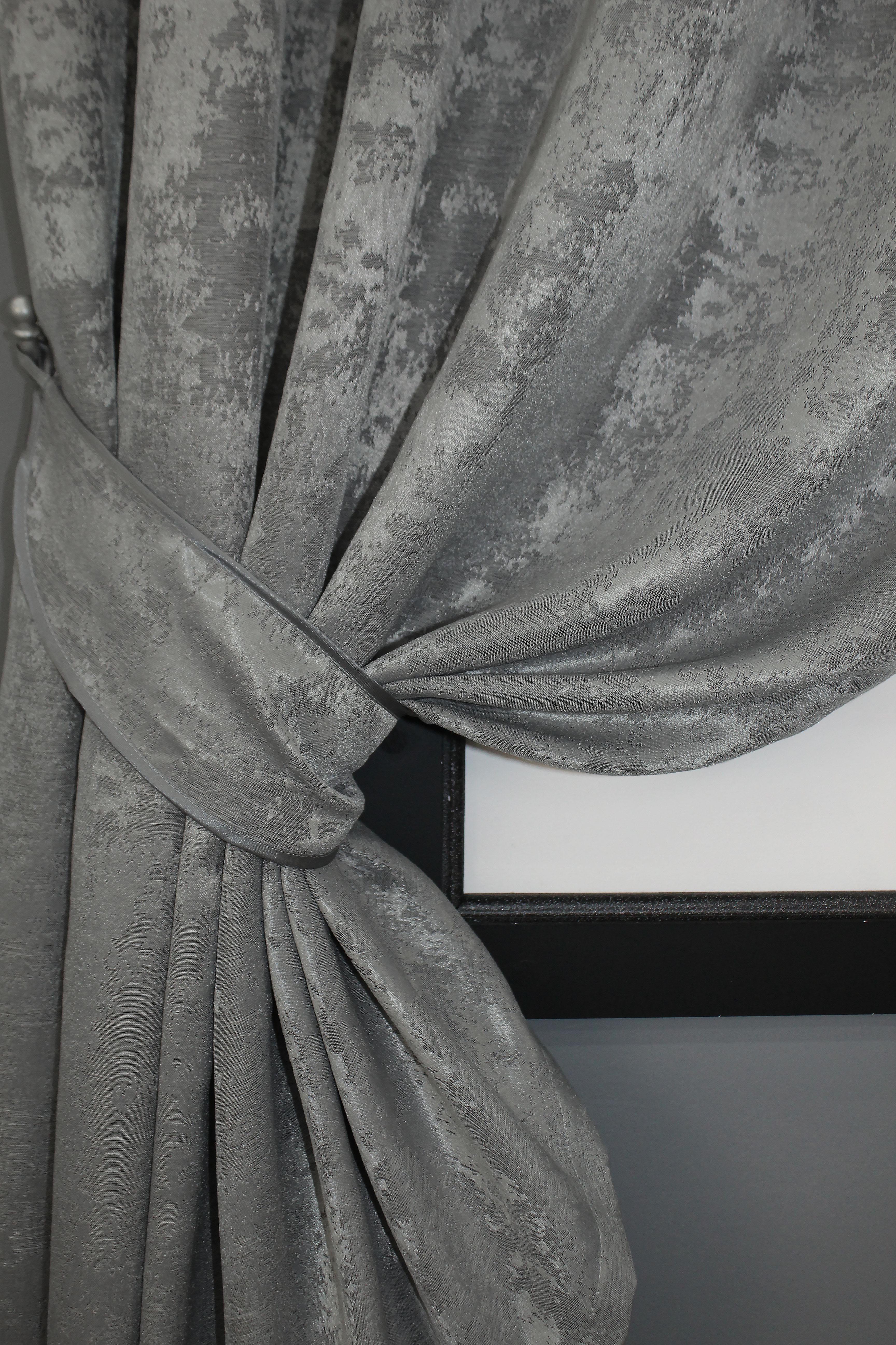 Комплект штор VR-Textil Sultan YL №1212ш жаккард 130х170 см 2 шт. Серый (35-0072) - фото 4 Комплект штор VR-Textil Sultan YL №1212ш жаккард 130х170 см 2 шт. Серый (35-0072) - фото 4