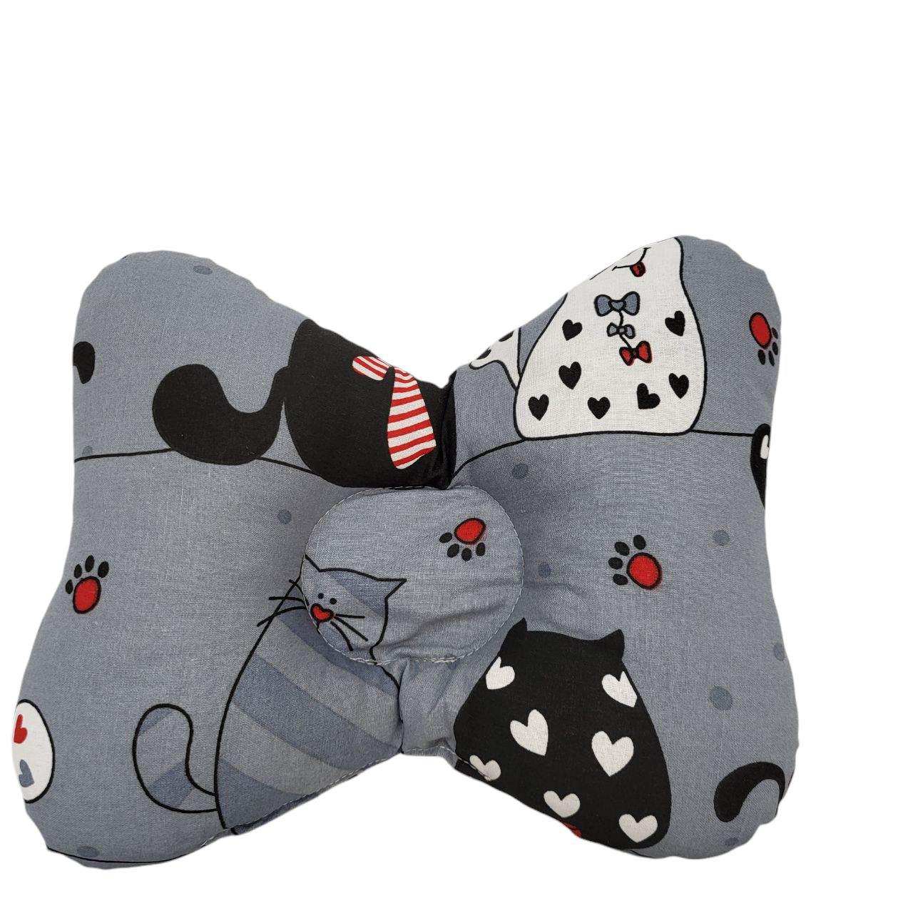 Подушка-позиционер для новорожденных Бабочка с котиками 25х20 см (1443) - фото 2