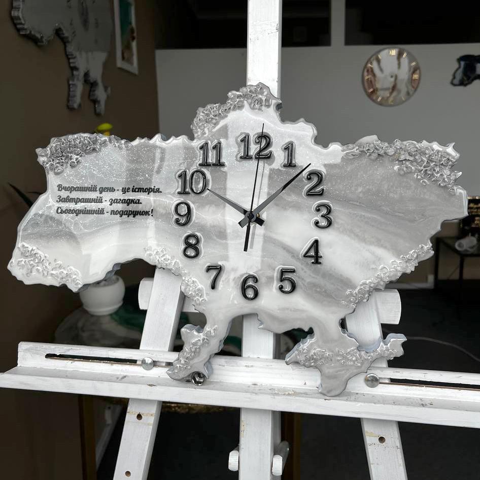 Часы настенные из эпоксидной смолы Карта Украины 40x25 см