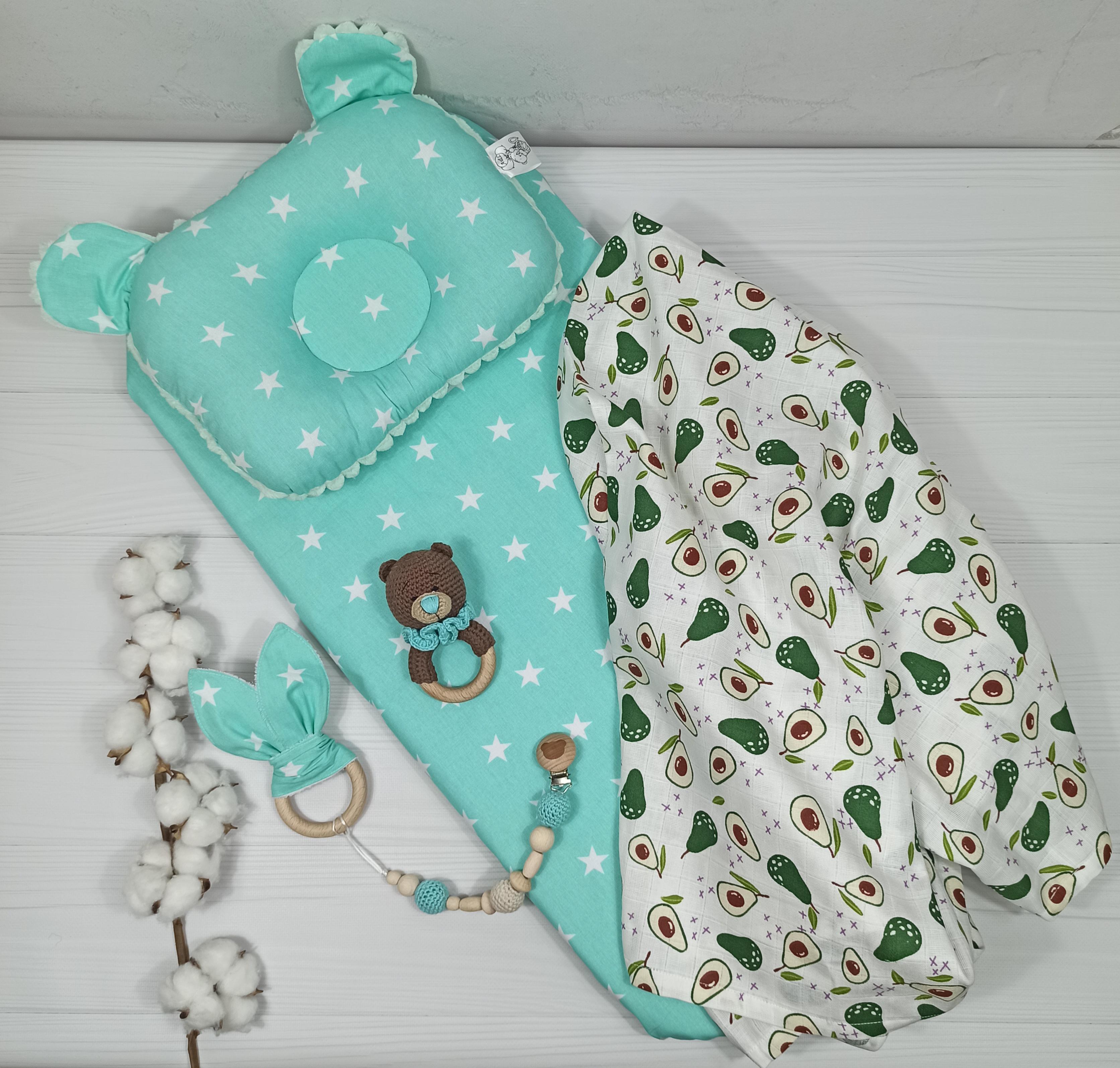 Набор в коляску a.l.babybox Звезды с непромокаемой простыней с муслиновым пледом Бело-мятный (NA 18189453)