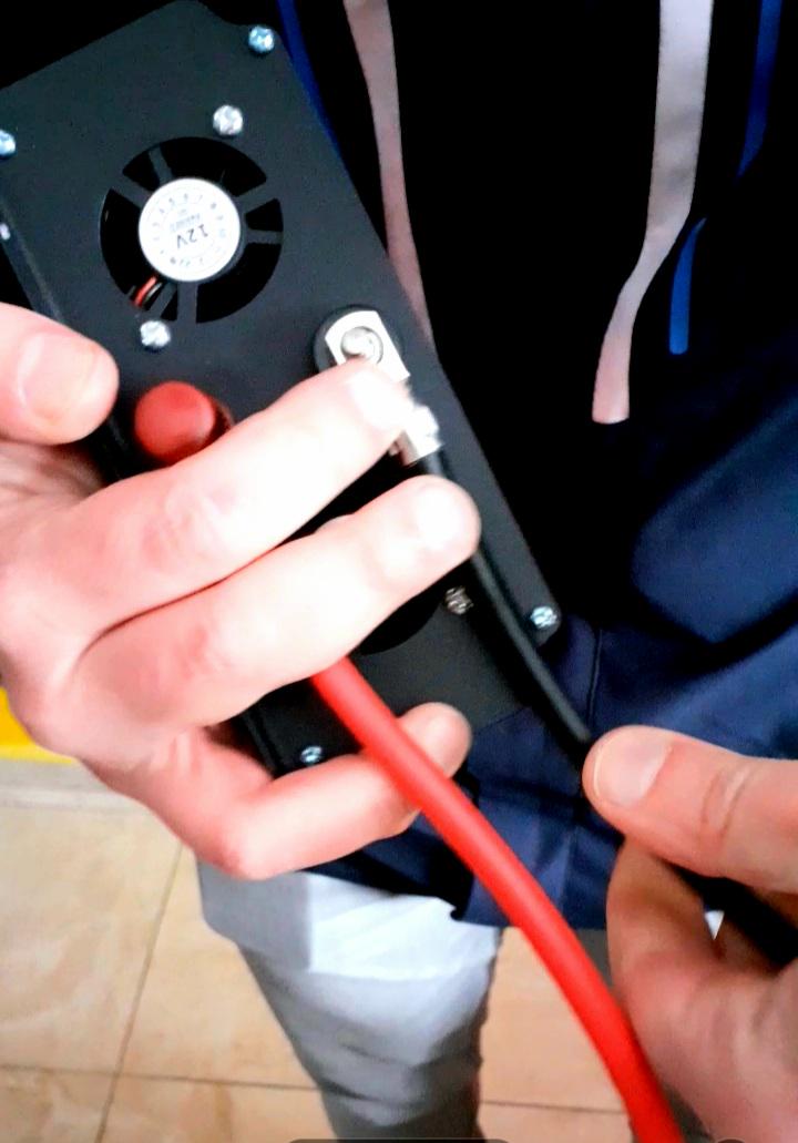 Автомобільний інвертор Tataliken 2500 Вт чистий синус (9586925) - фото 4 Автомобільний інвертор Tataliken 2500 Вт чистий синус (9586925) - фото 4