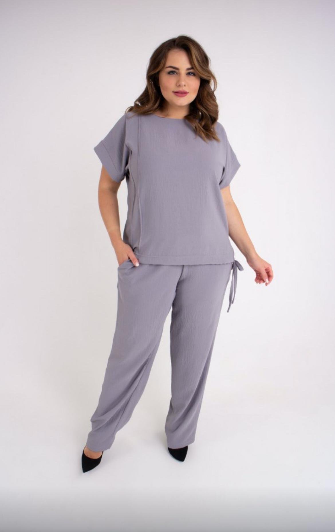 Костюм штапельный женский Амелия р. 54 Серый